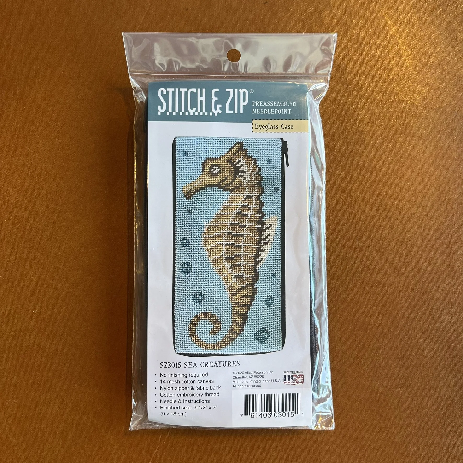 NEEDLEPOINT KIT FOR EYEGLASS CASE - Sea Creatures