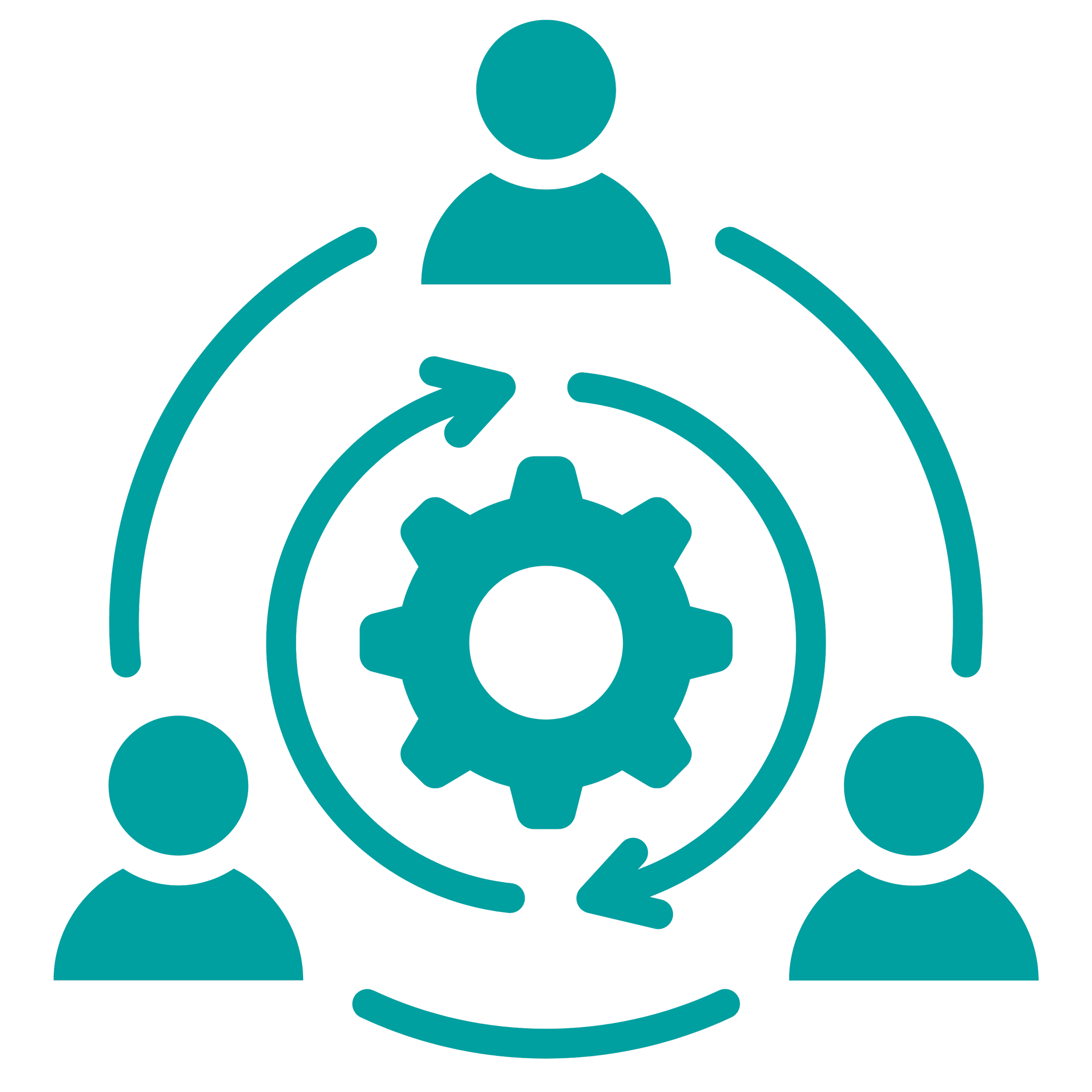 Icono que representa trabajo en equipo o colaboración con tres personas y un engranaje en el centro, con flechas que indican rotación y comunicación entre ellas.