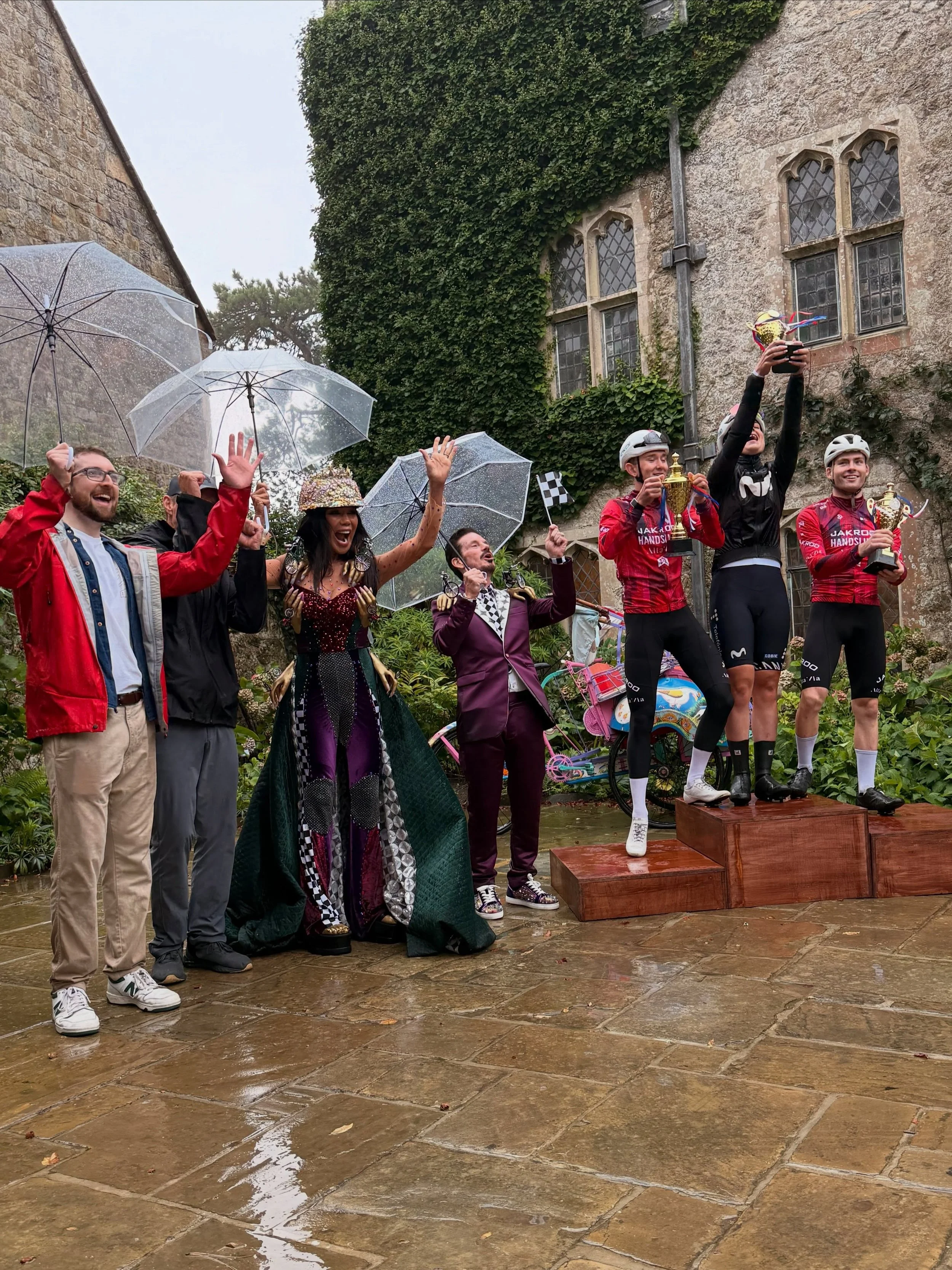 A very different event for the team helping to launch @lympnecastle as a bike-friendly destination

#slowrace

Thanks @annkaplan_ownit for having us!
