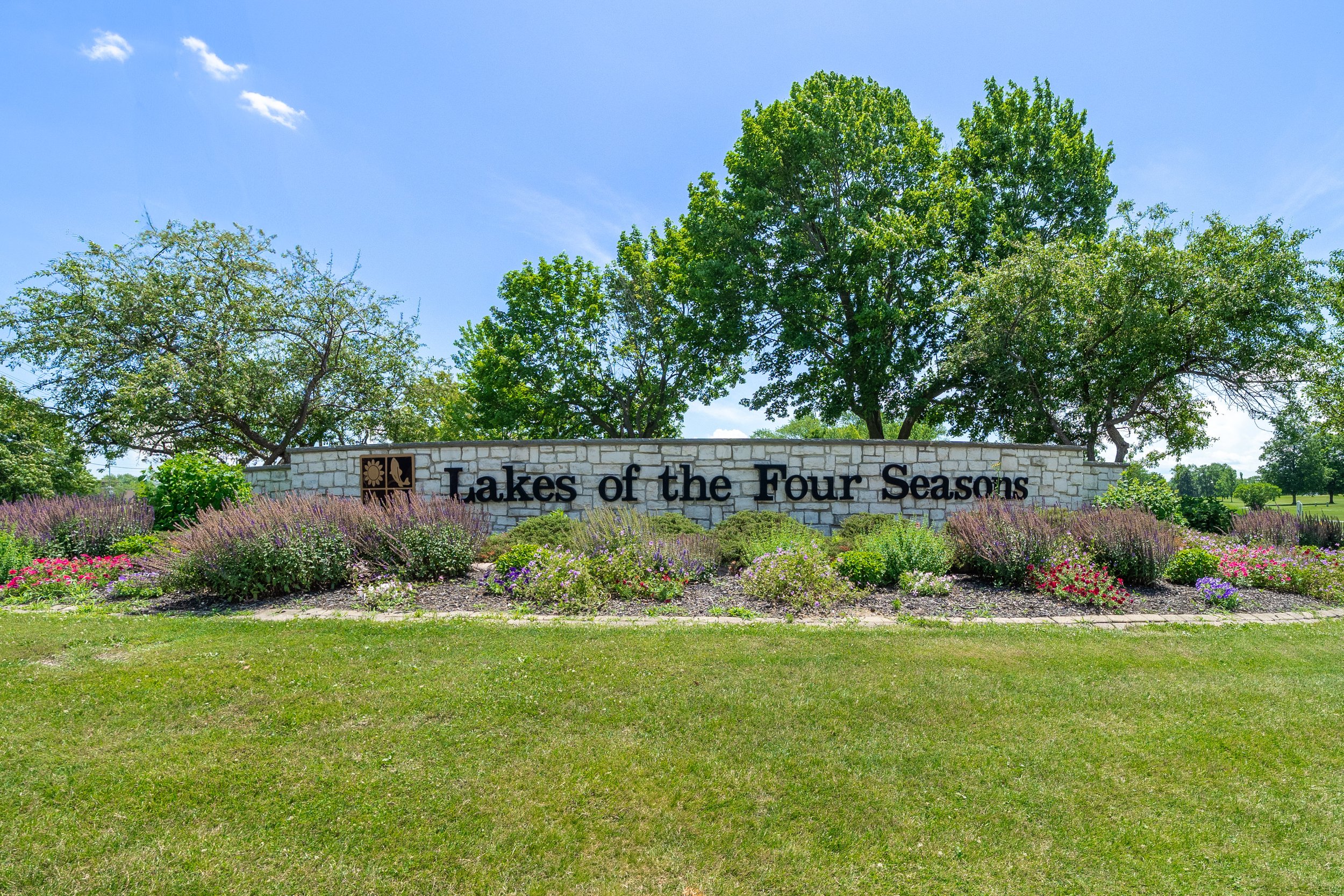 2545 E Lakeshore Dr