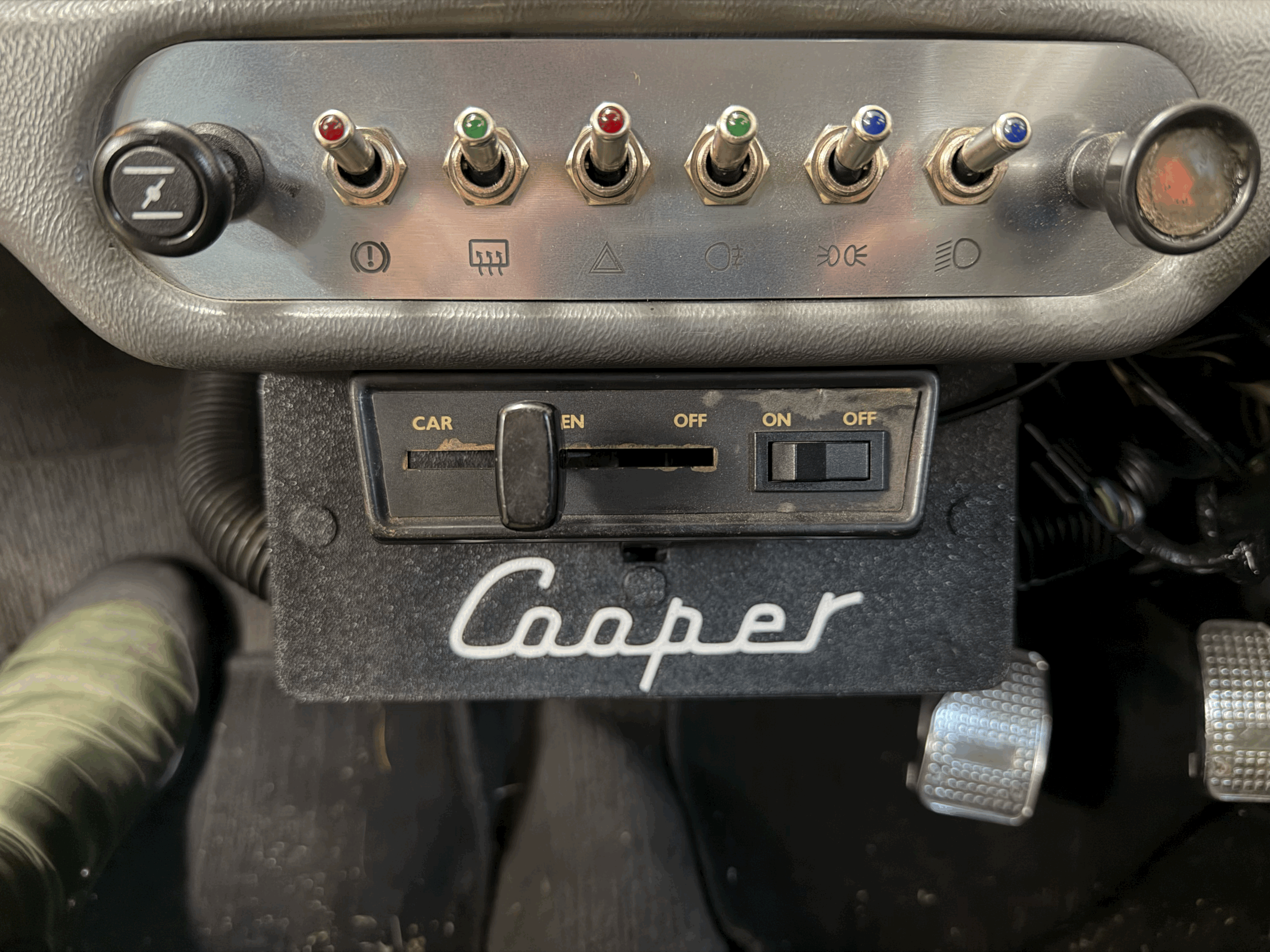 Classic Mini Heater Box Cover with Logo