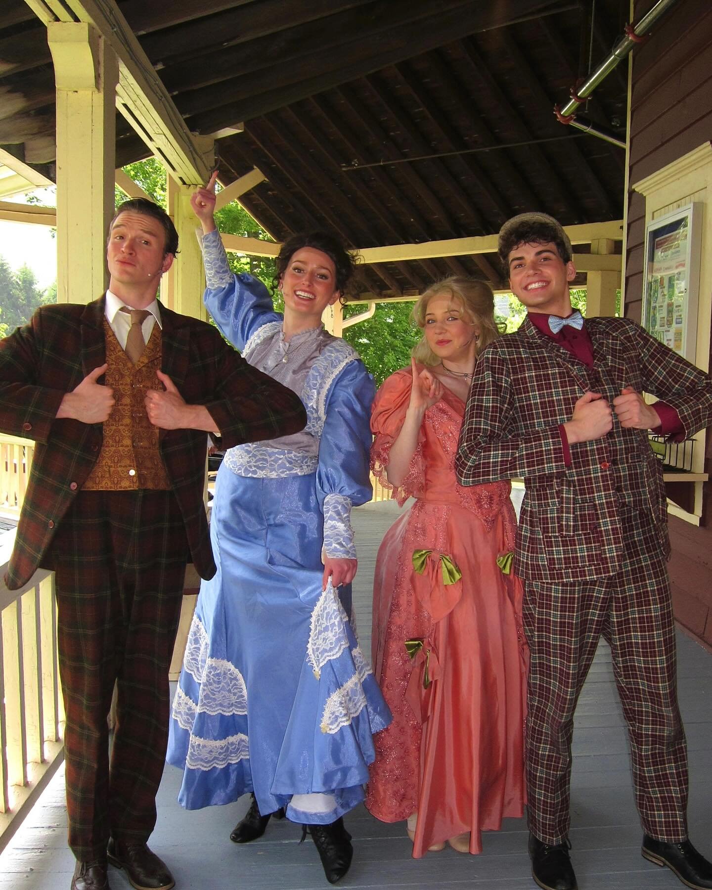 holy cabooses 🐋🐳

professional debut! so beyond grateful for this company for making this show such an incredible experience. special thanks to @cortlandreppad @billtheatrekincaid @donnie_j_l for making this dream show and role possible!

Director-