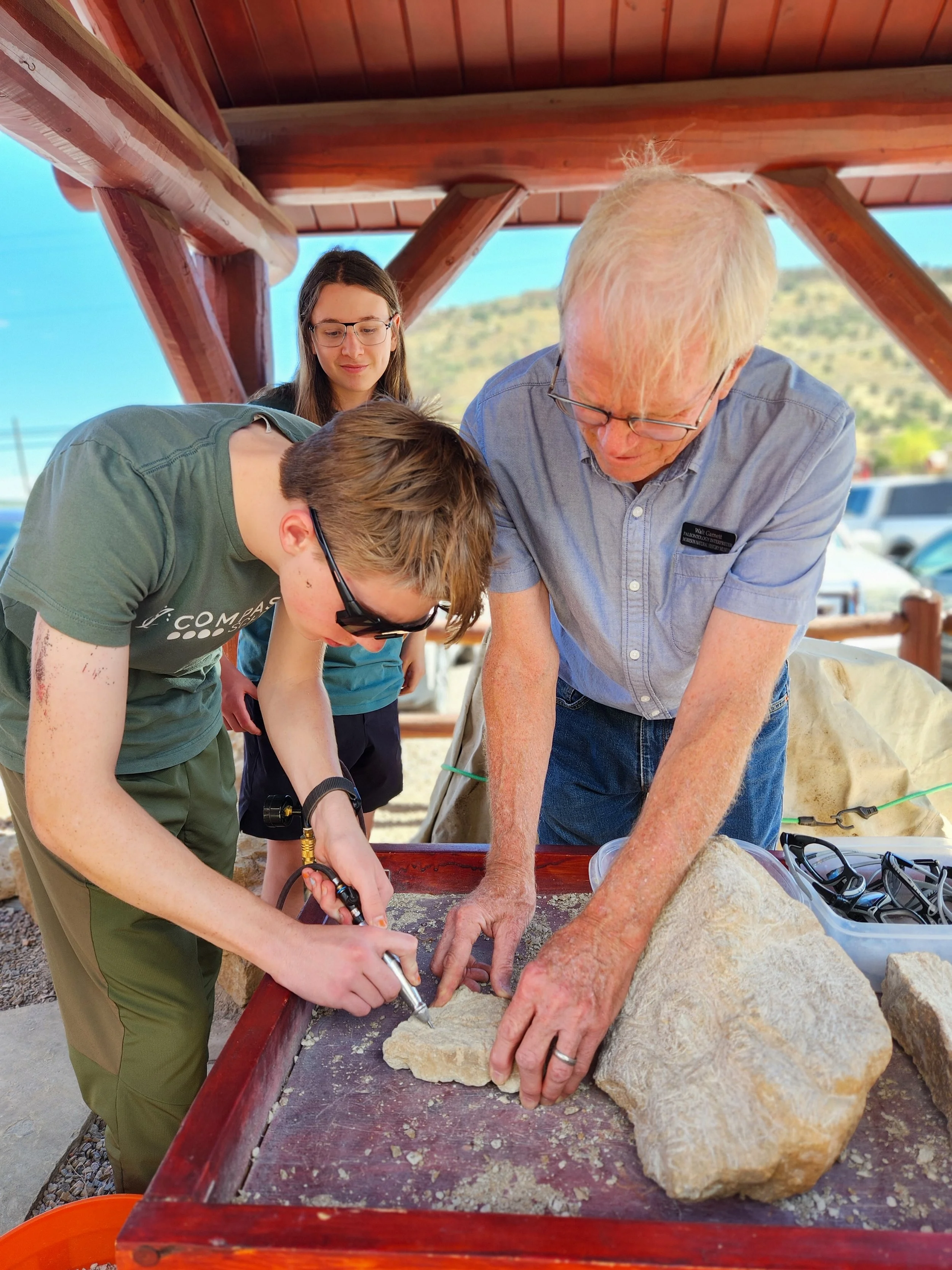 Compass students in Fort Collins explore with hands-on learning geology class