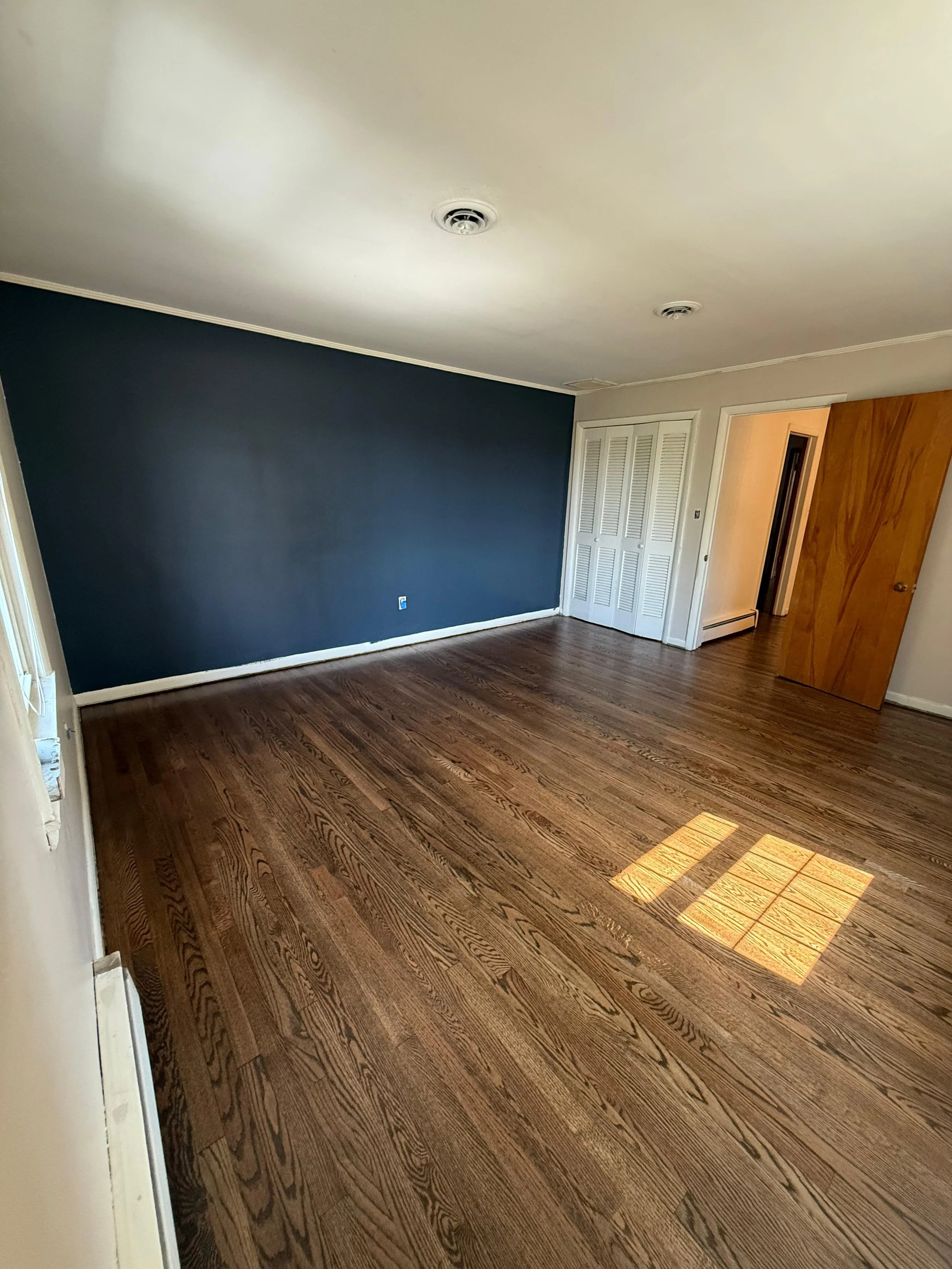 Hardwood Refinishing 111