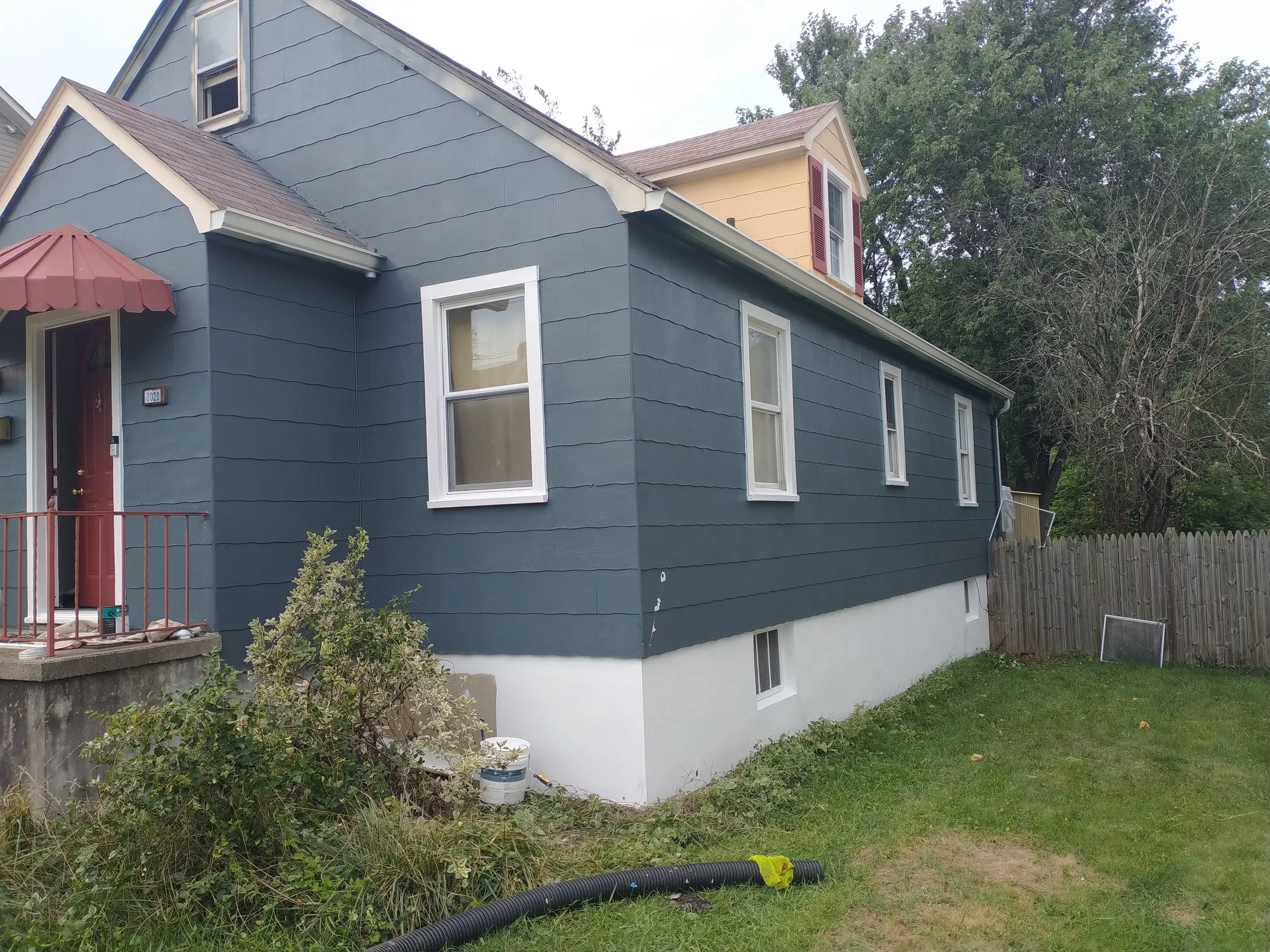 Exterior Paint, Painting, lead painting removal, professional painting, Siding painting, Shutter painting