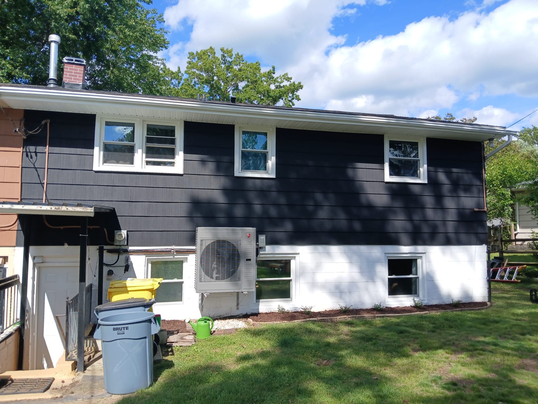 Exterior Paint, Painting, lead painting removal, professional painting, Siding painting, Shutter painting