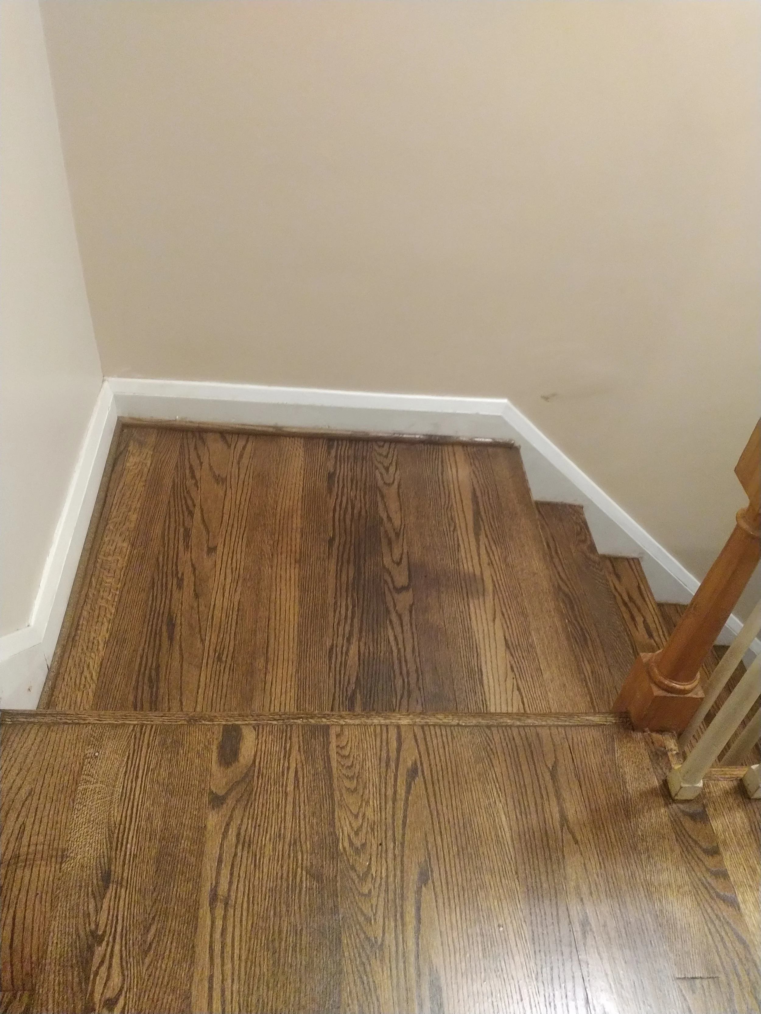 Hardwood refinishing, hardwood resurfacing, floor refinishing, floor sanding, floor staining , staining hardwood, Hardwood installation, ebony hardwood floor
