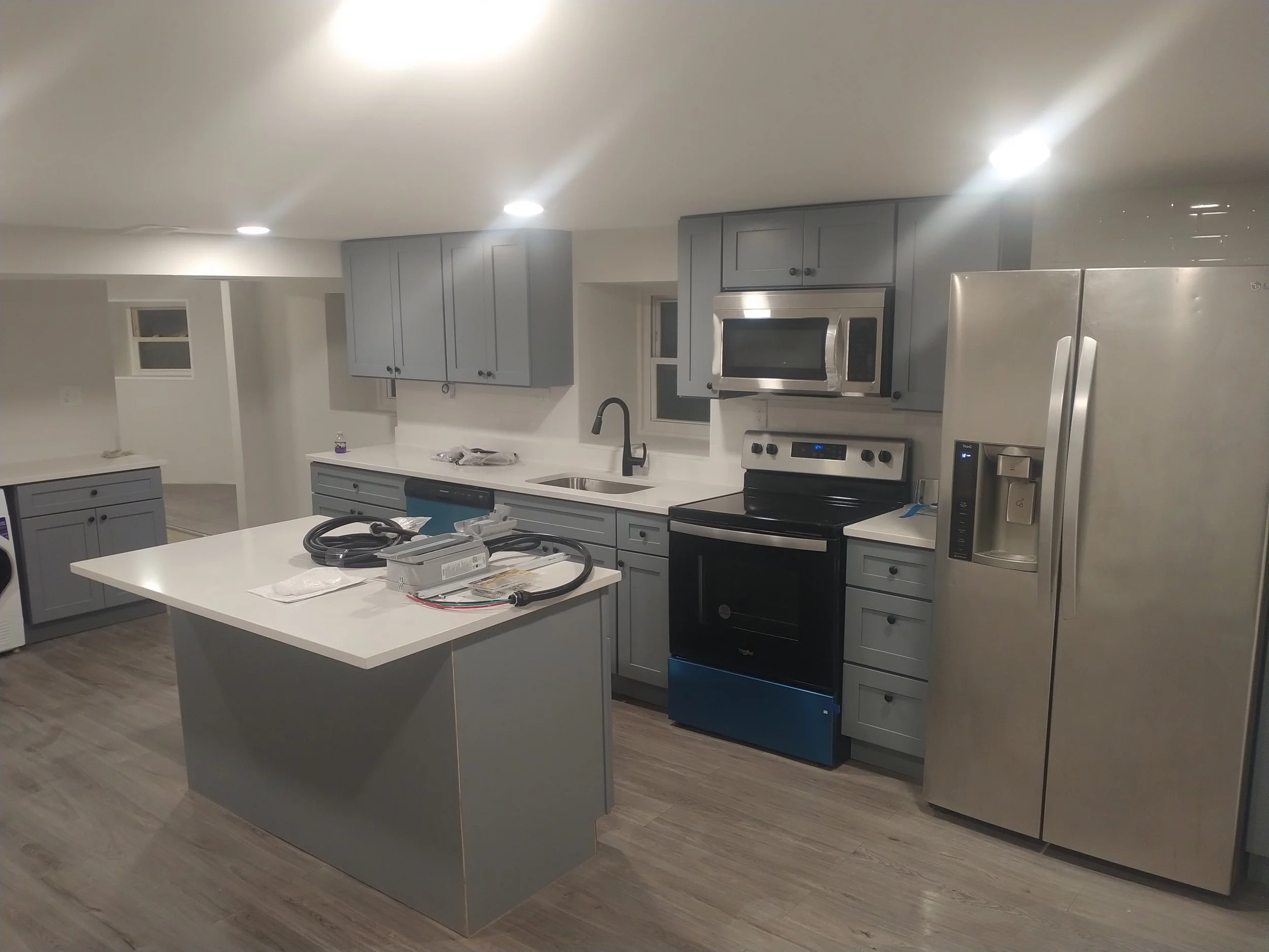 Modern kitchen renovation with no interest financing for 12 months.Custom kitchen renovation in NJ offering $0 down payment financing for homeowners.