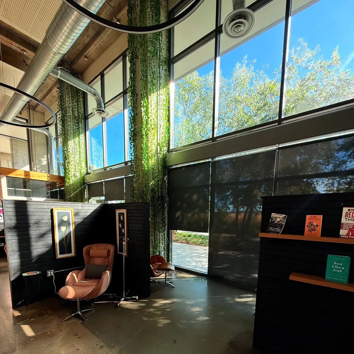 Full waiting room transformation with contemporary finishes. Elite Craft Construction delivering luxury commercial results.
Commercial renovation, luxury commercial renovation, commercial remodeling, interior remodeling.