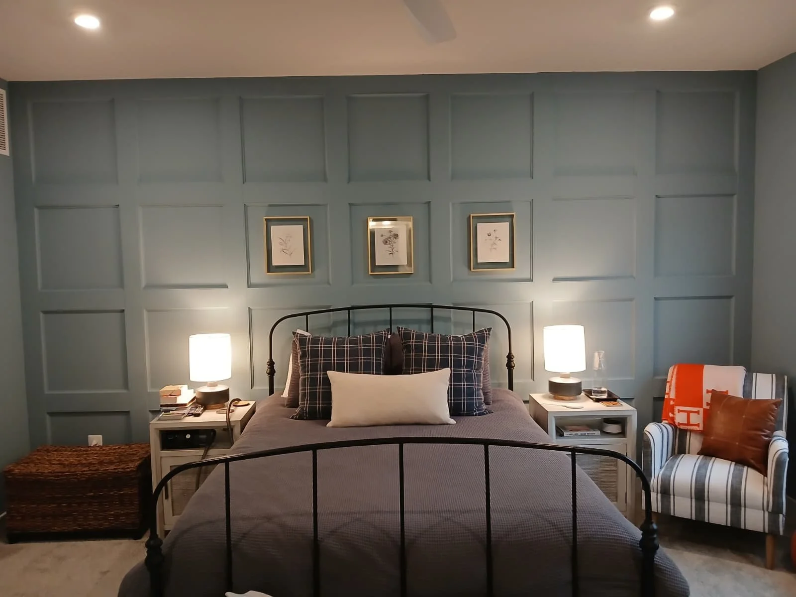 Accent wall, interior wall, custom bedroom, interior design. Innovative custom build projects in New York with flexible budget-friendly financing. ome additions and custom builds with long-term financing.