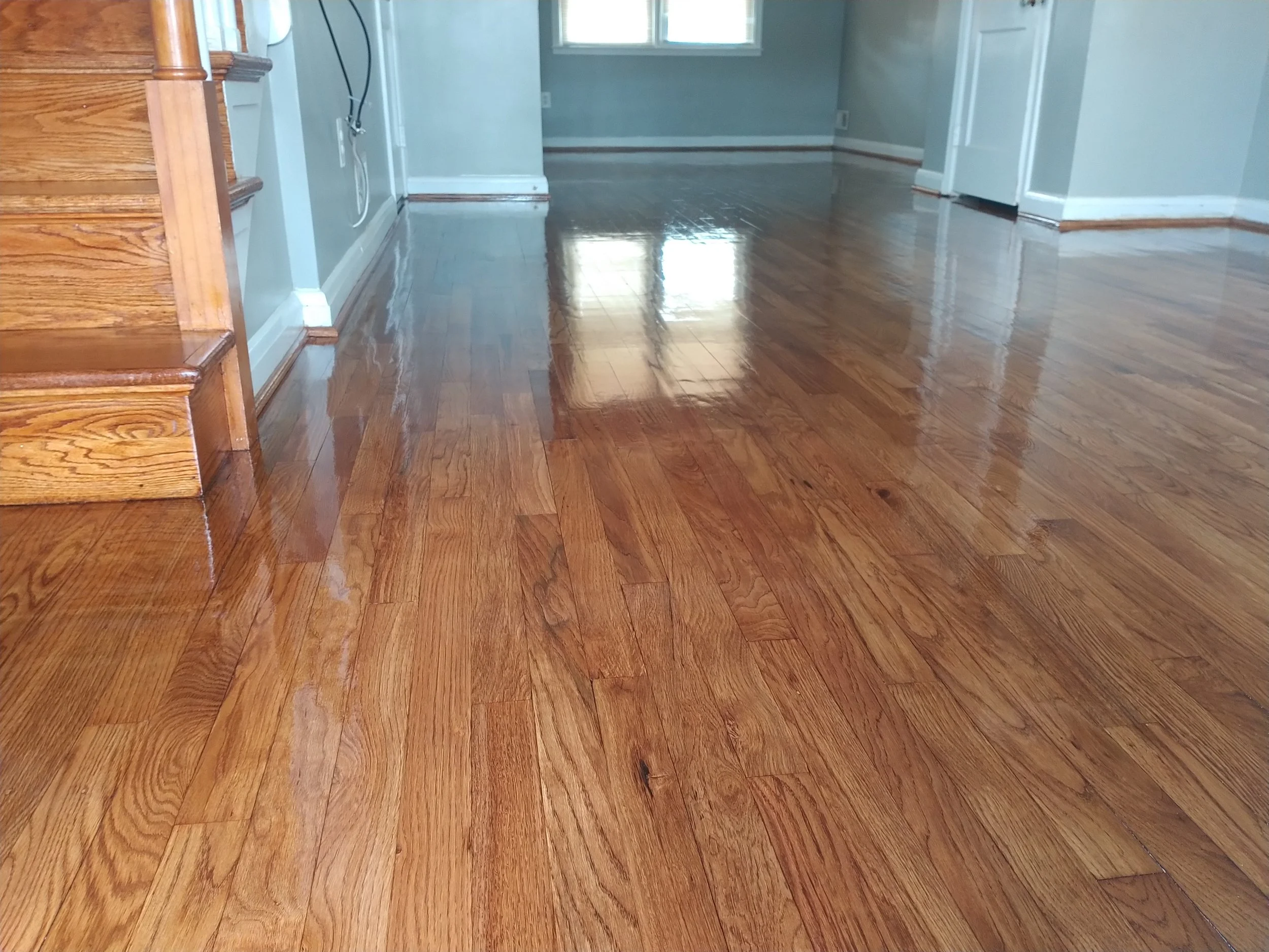 Hardwood refinishing, hardwood resurfacing, floor refinishing, floor sanding, floor staining , staining hardwood, Hardwood installation, ebony hardwood floor