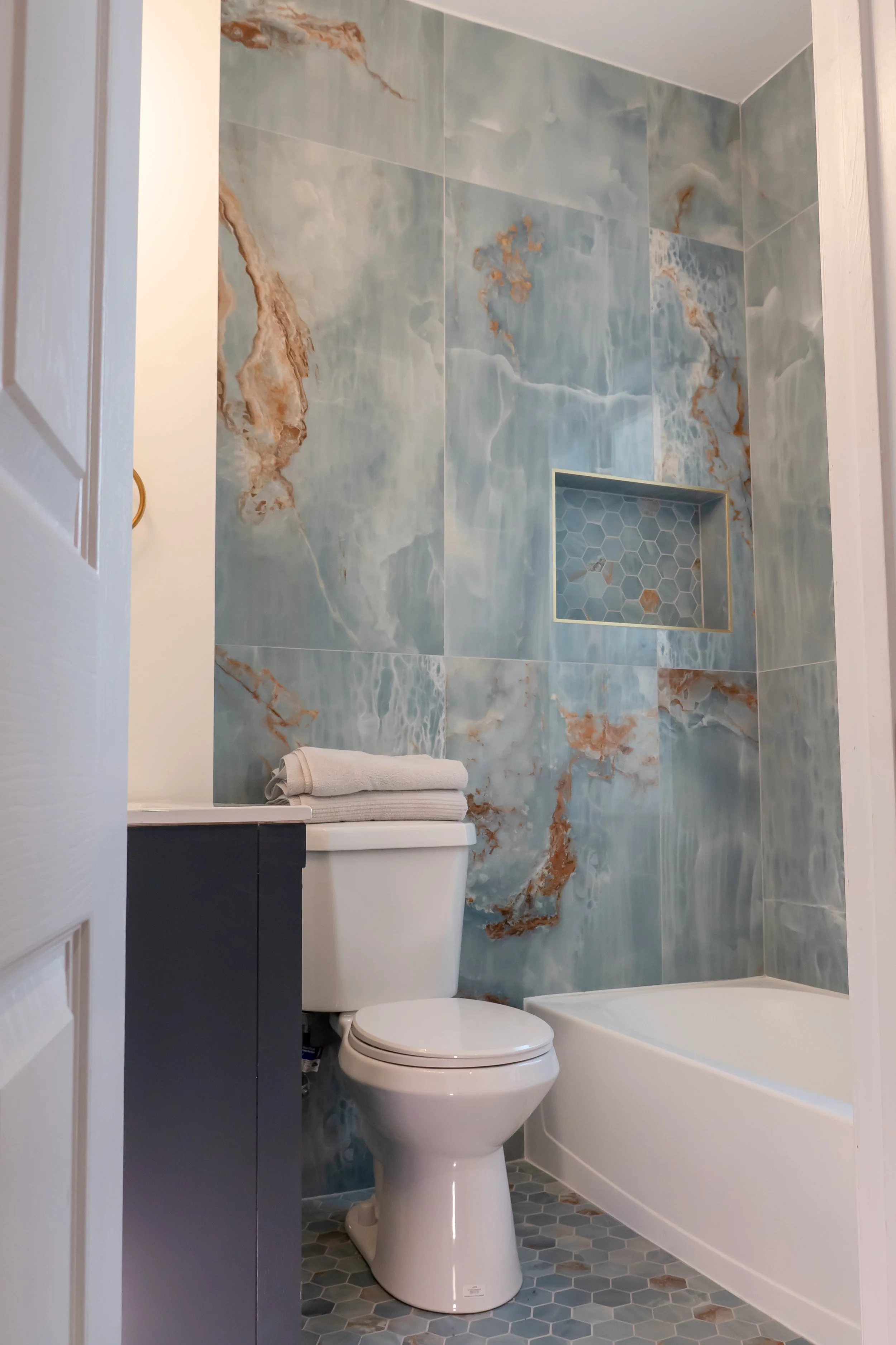 Full luxury bathroom transformation by Elite Craft Construction. Superior remodeling services for exclusive homes in Annapolis.