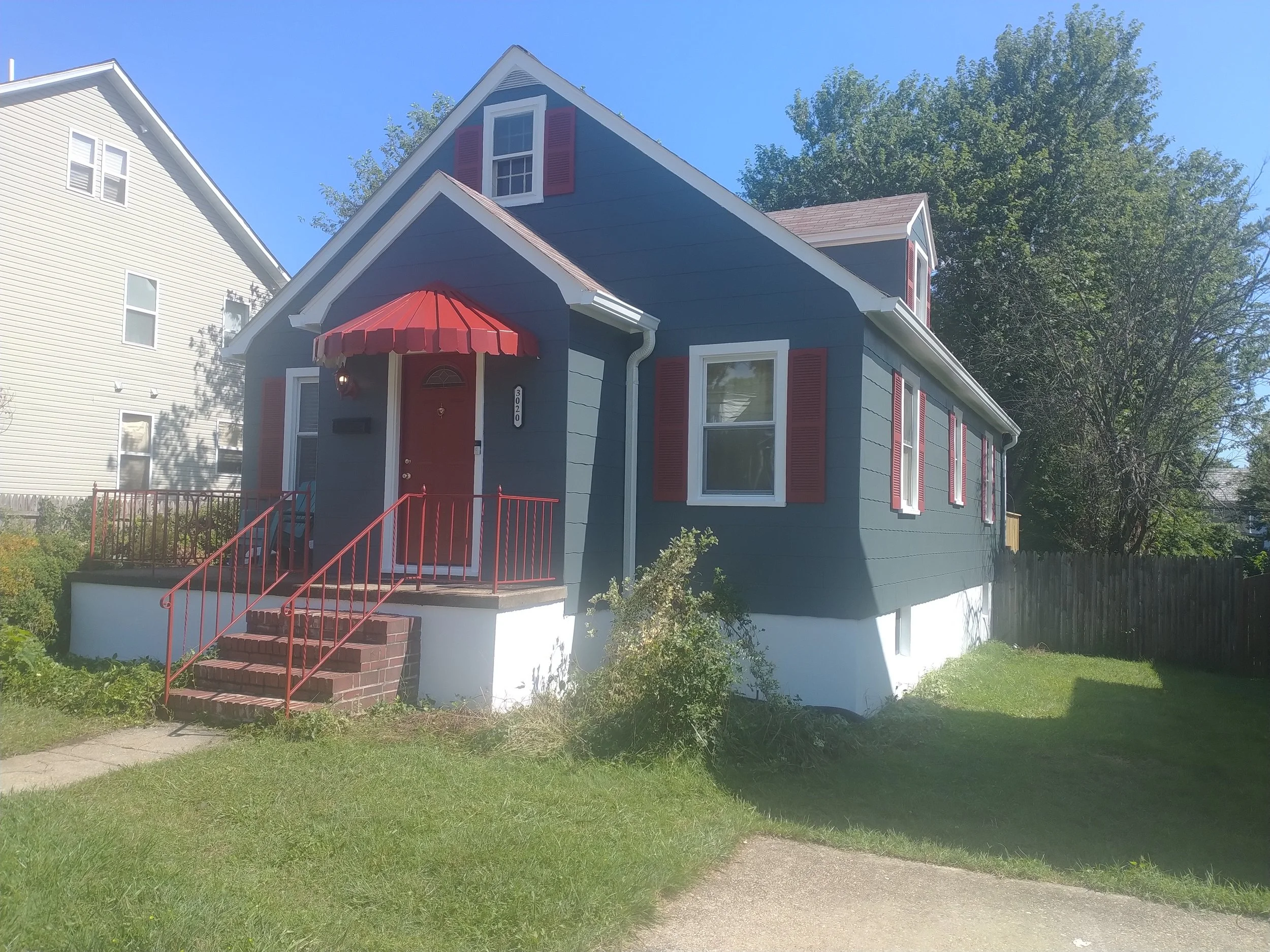 Exterior Paint, Painting, lead painting removal, professional painting, Siding painting, Shutter painting