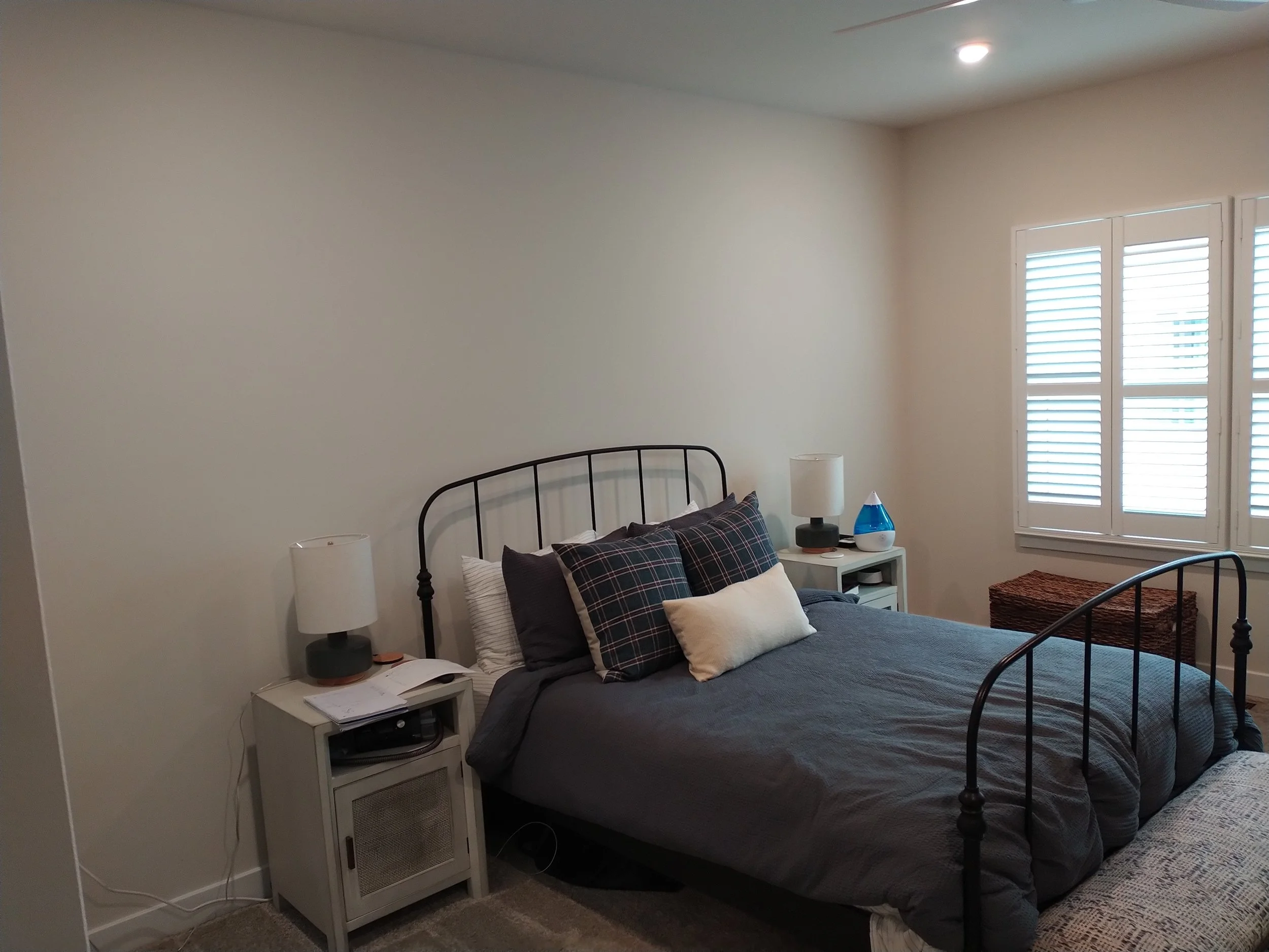 Accent wall, interior wall, custom bedroom, interior design, interior painting, luxury ideas Full modern bedroom renovation and interior design in Towson. Clean lines and premium finishes by Elite Craft Construction.