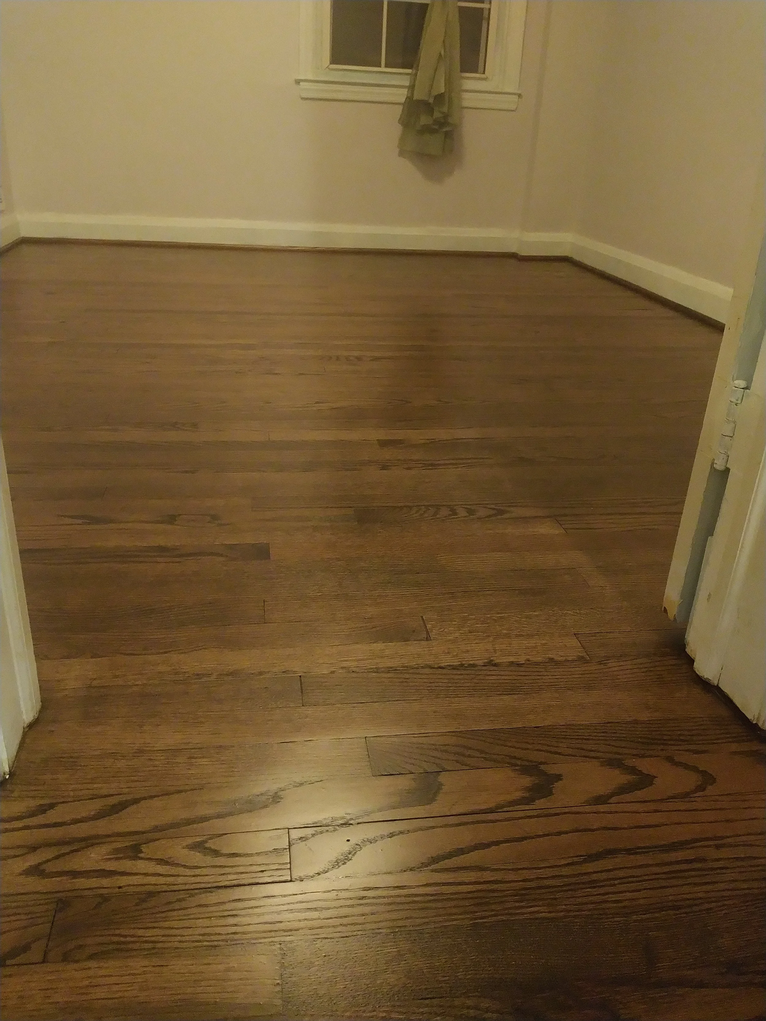 Hardwood refinishing, hardwood resurfacing, floor refinishing, floor sanding, floor staining , staining hardwood, Hardwood installation, ebony hardwood floor