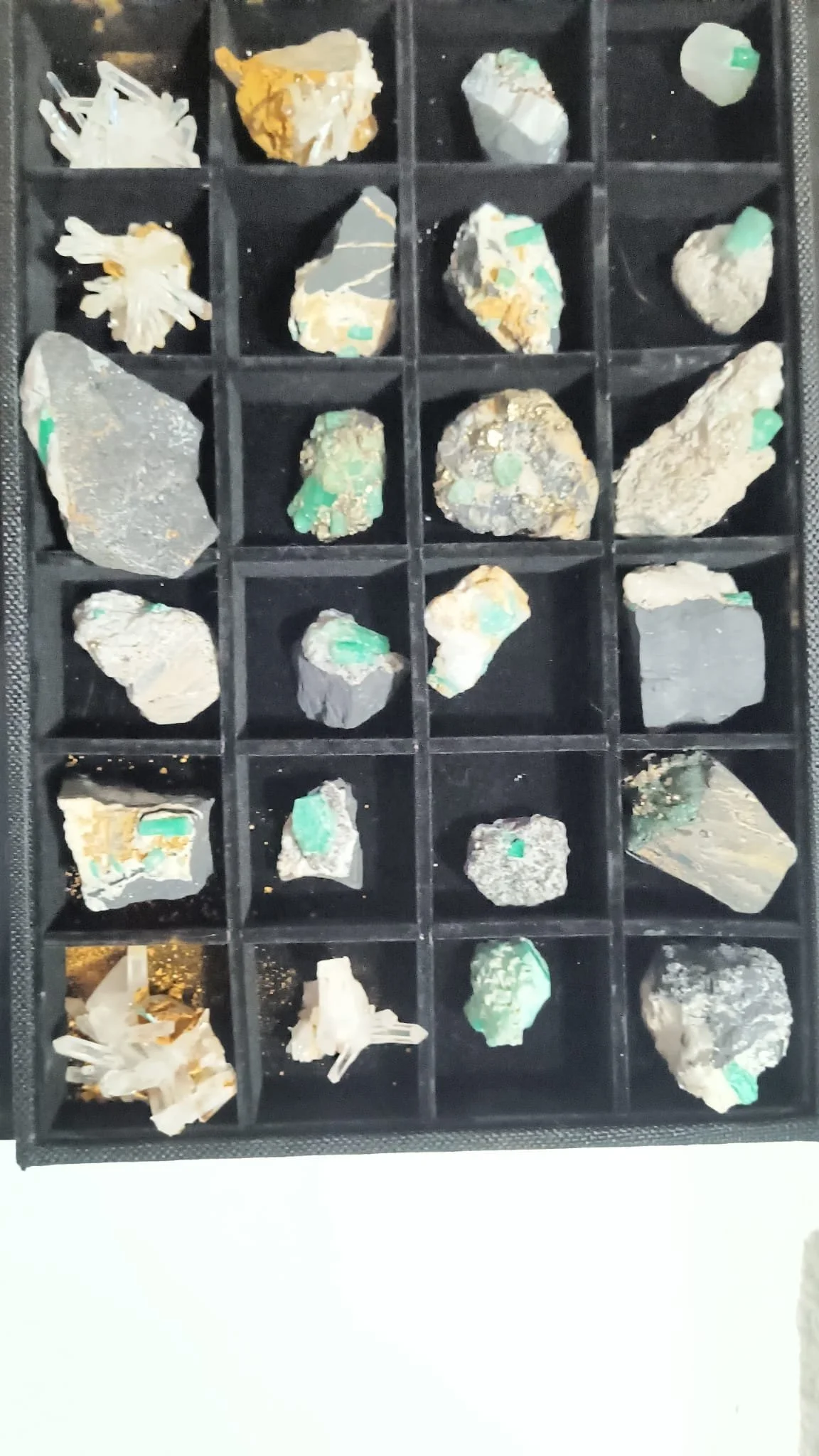 24 colombian emeralds minerals