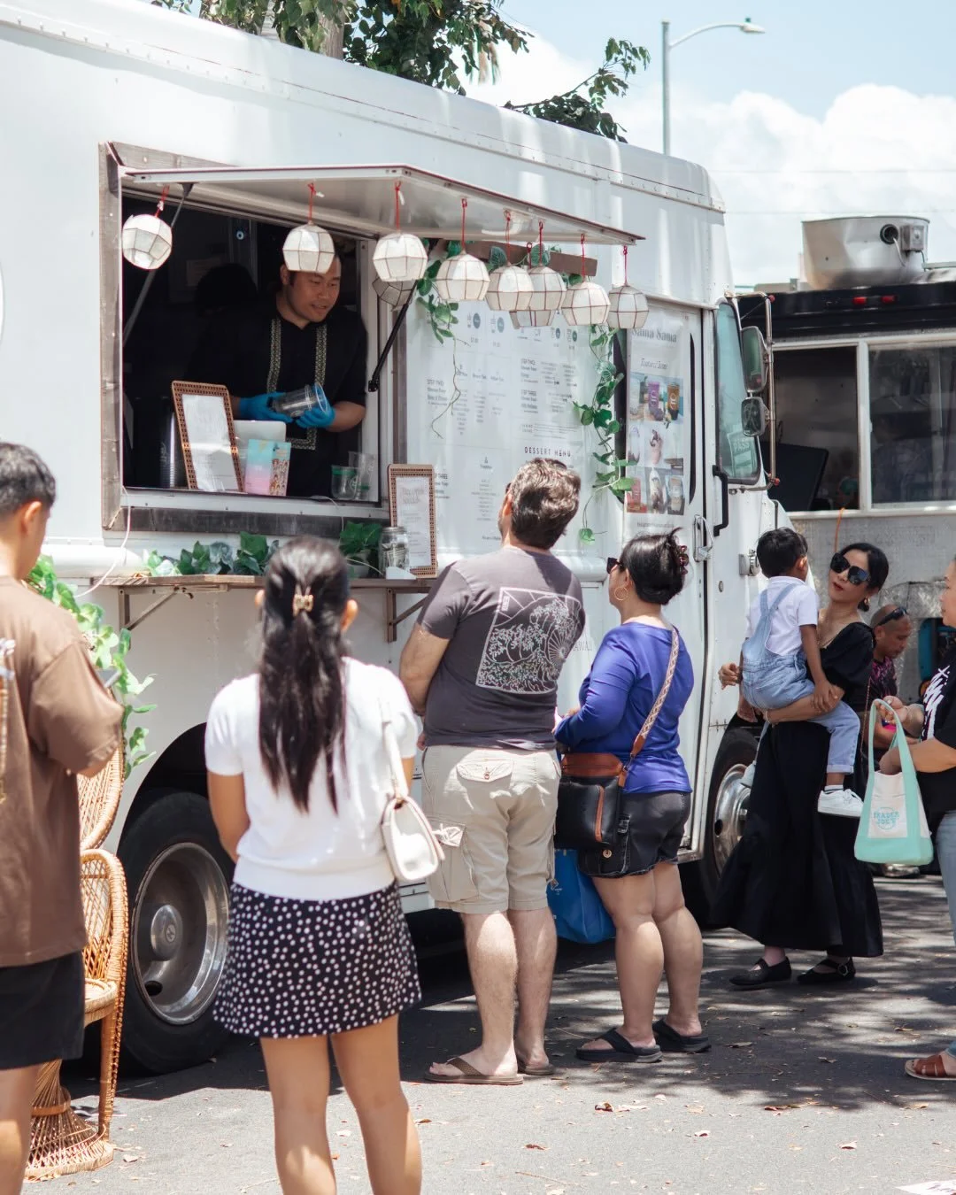 No plans this weekend? Start your weekend off right with us, boba barkada and get your boba fix! Which drink are you looking forward to the most? 

📍 Pan-Pacific Festival Ho&rsquo;olaule&rsquo;a Block Party 
Kalakaua Avenue (Waikiki)
📅 Friday, June