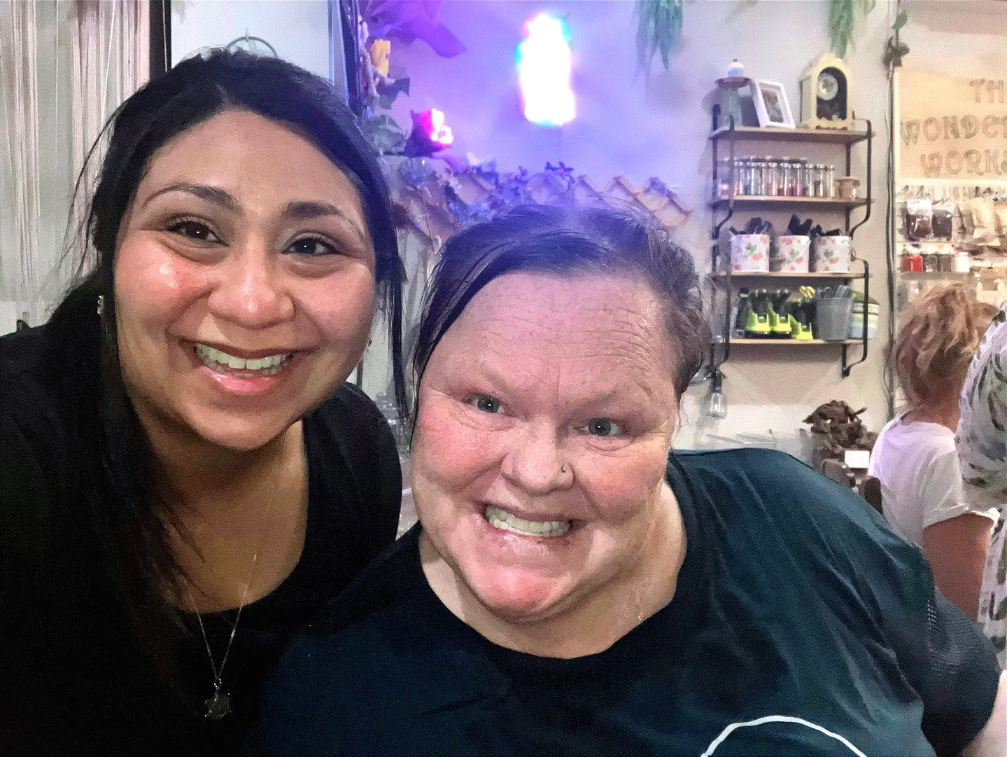 🌿✨ Fun in the field! 

Two of our Peer Practice Fam had an amazing time at a fantastic Terrarium Workshop recently! 

Huge thanks to ClassBento for such a magical experience! 🌱💚

#TerrariumWorkshop #PeerPracticeFam #MagicInTheField #CreativeWorksh