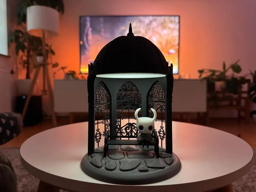 hollow-knight-diorama-v0-131adb562vqf1.webp