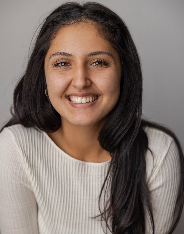 Ava-Khomeini-Frank-Management-Headshot-4.jpg