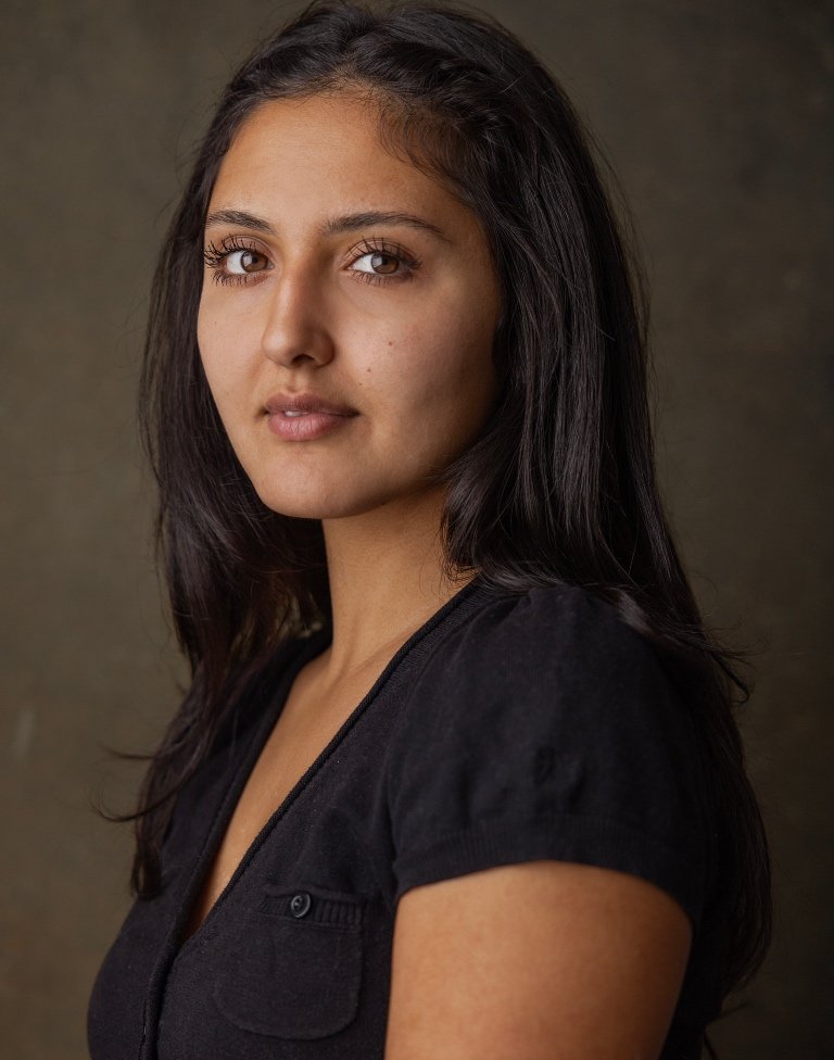 Ava-Khomeini-Frank-Management-Headshot-6.jpg