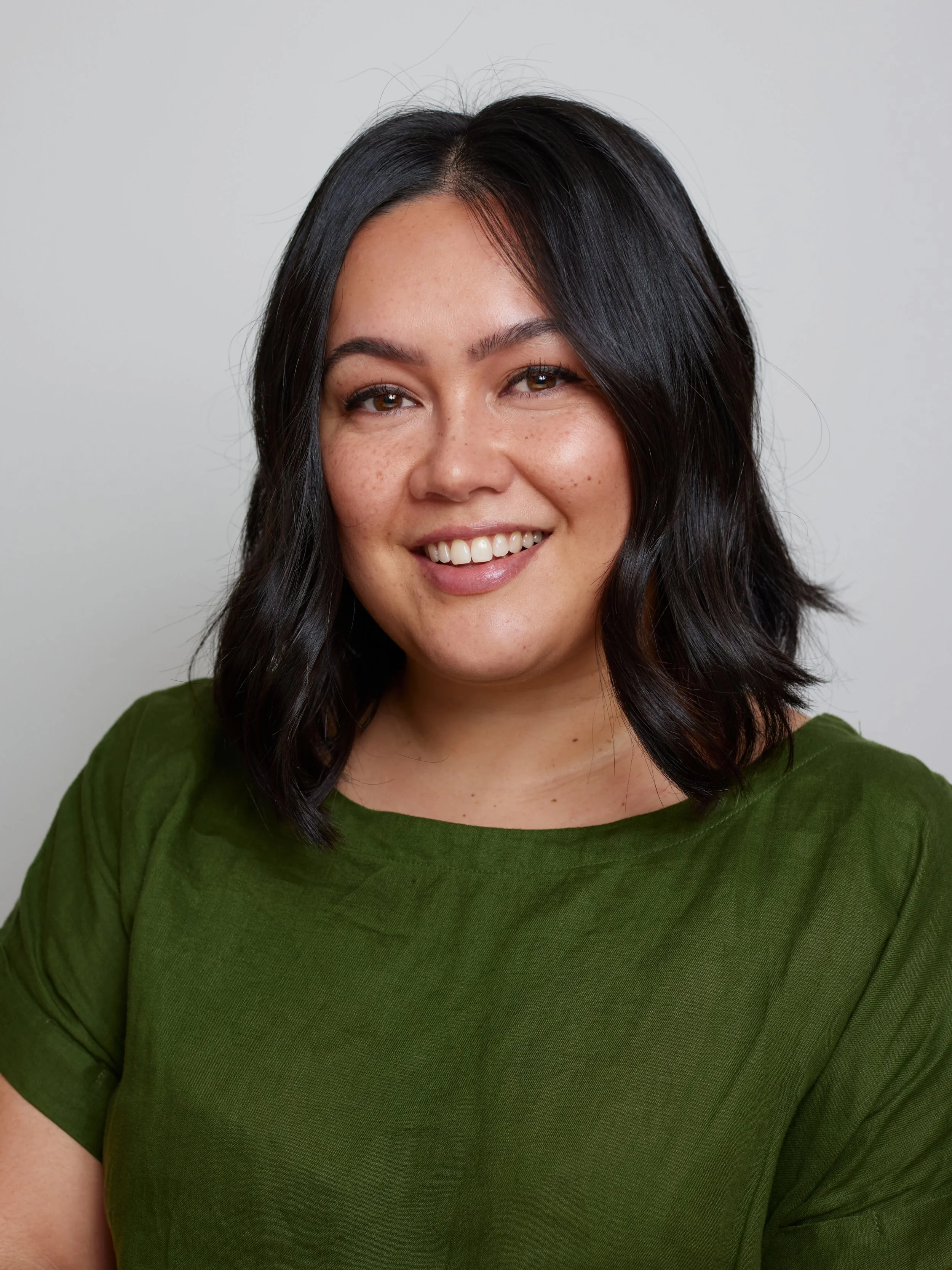 Becky-Kuek-Frank-Management-Headshot_3.jpg