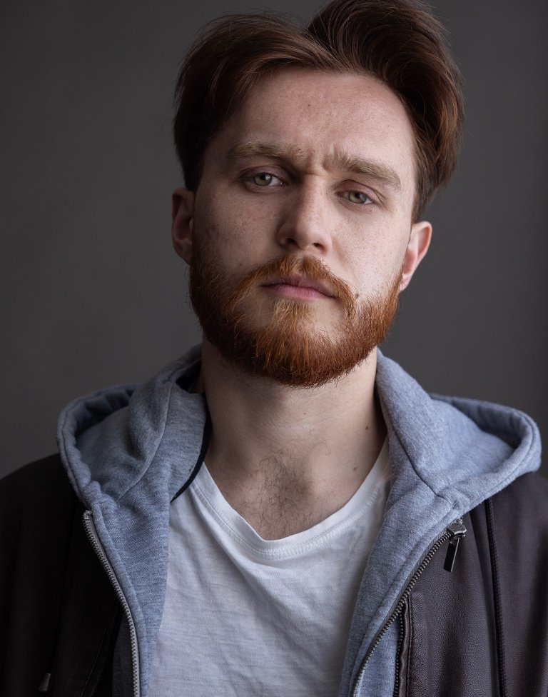 Zach-Te-Maari-Frank-Management-Headshot_2.jpg