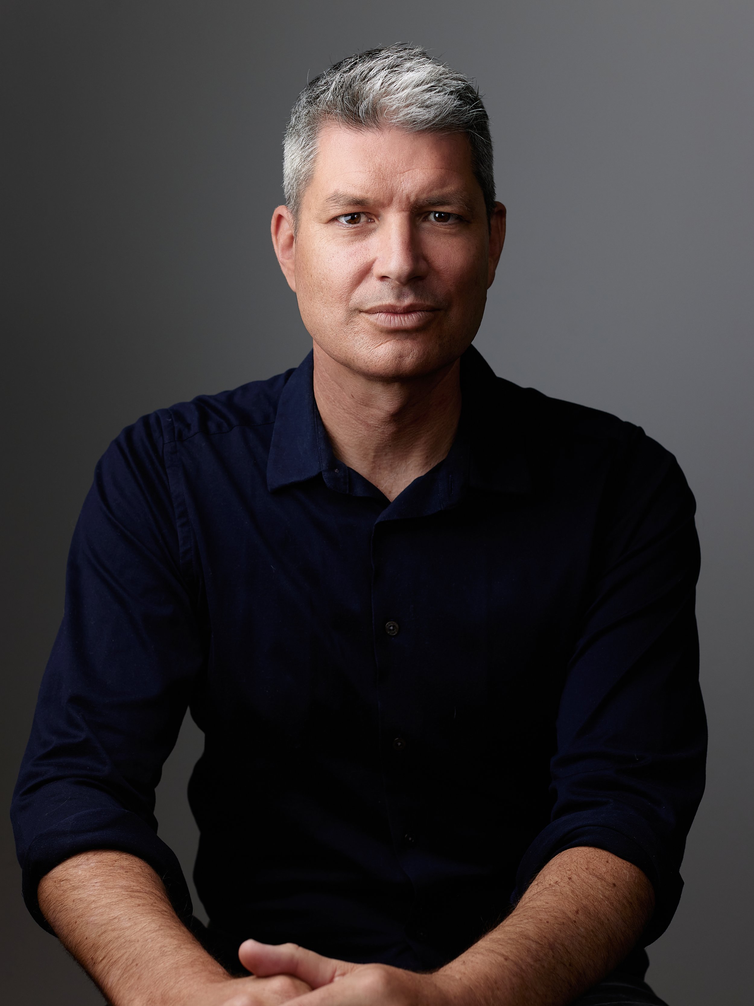 Jesse-Mulligan-Frank-Management-Headshot_3.jpg