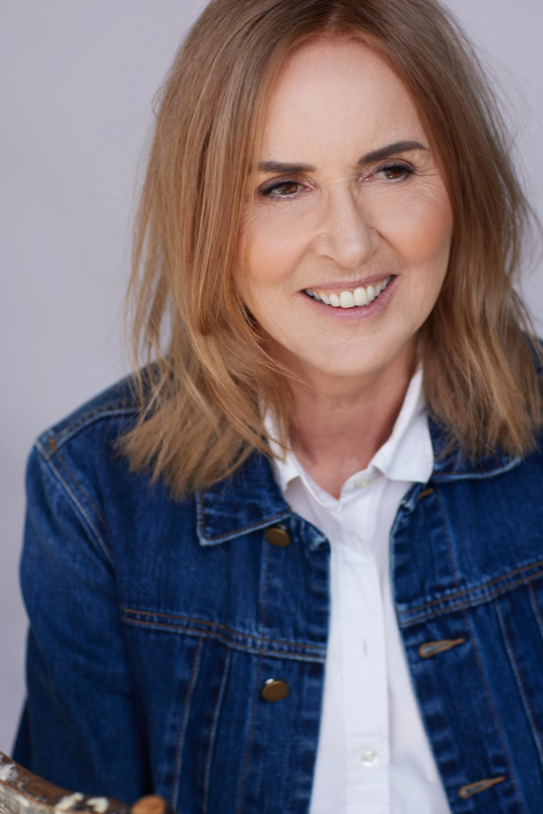 Karyn-Hay-Frank-Management-Headshot_3.jpg