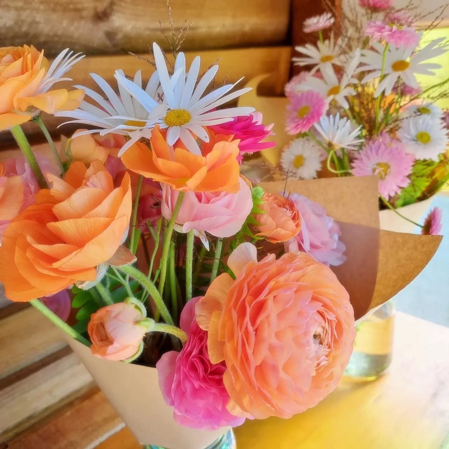 Cute flowers on the cart today.
#fortheloveofflowers #flowers #flowerfarmaustralia