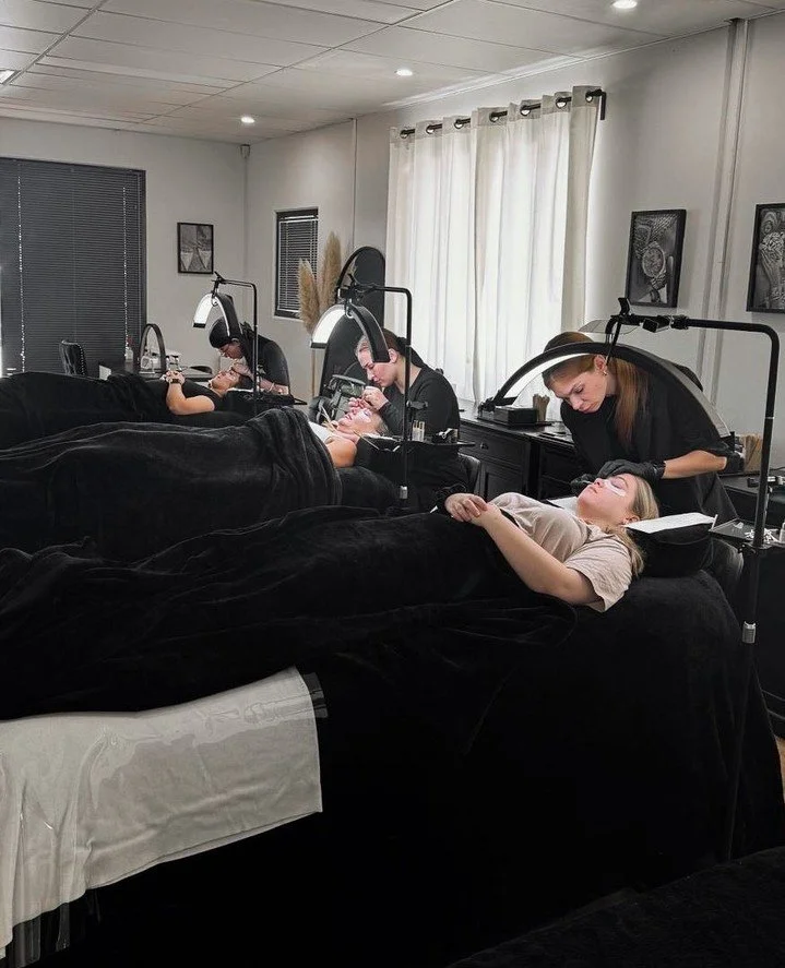 This could be you&hellip; Ready to level up your lash game or step into a whole new career in 2026?⁠
⁠
Learn from one of Australia&rsquo;s most trusted lash educators and start your journey with confidence.⁠
⁠
Enrolments for January &amp; March are n