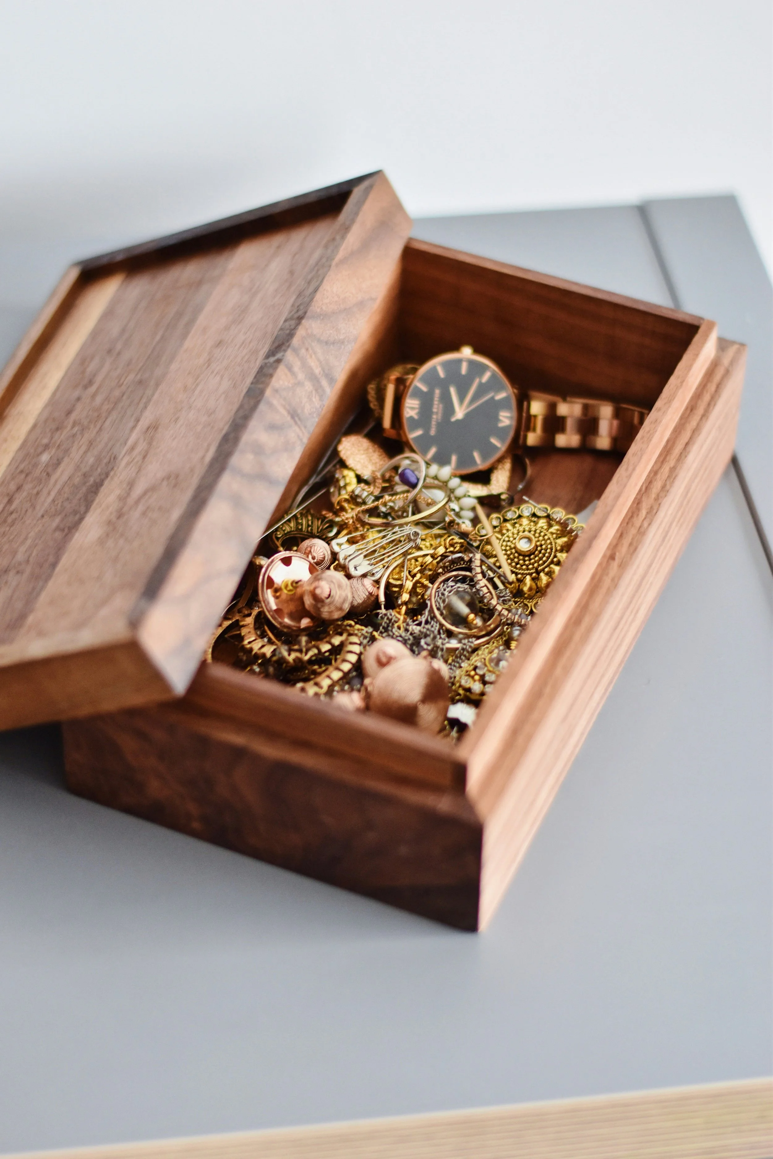 New Year, New (to You) Mystery Jewelry Swap