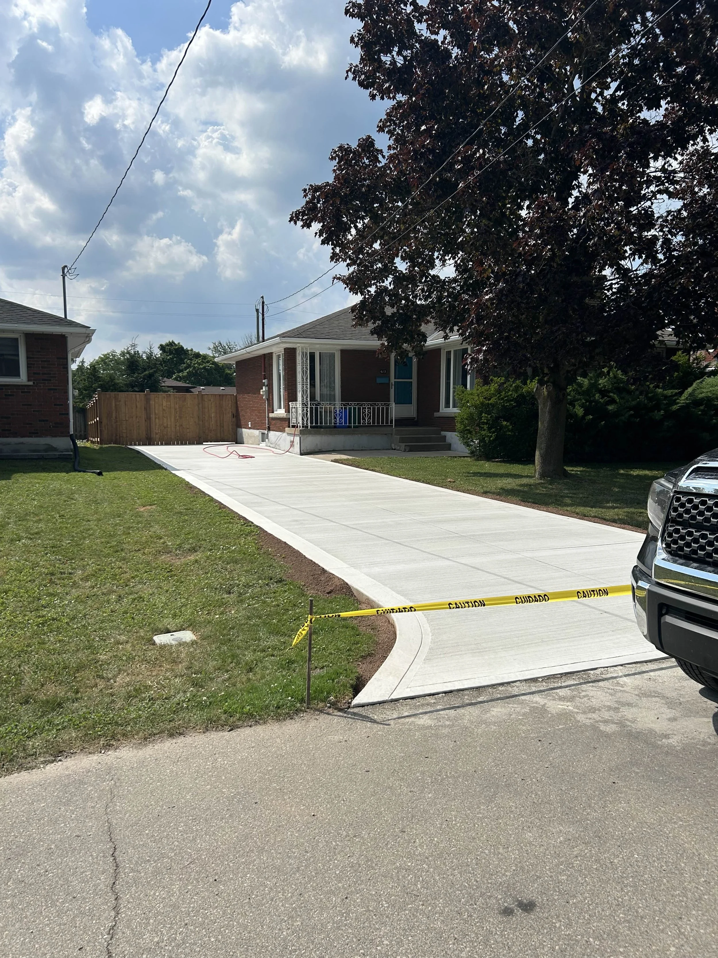 murray street driveway.jpg