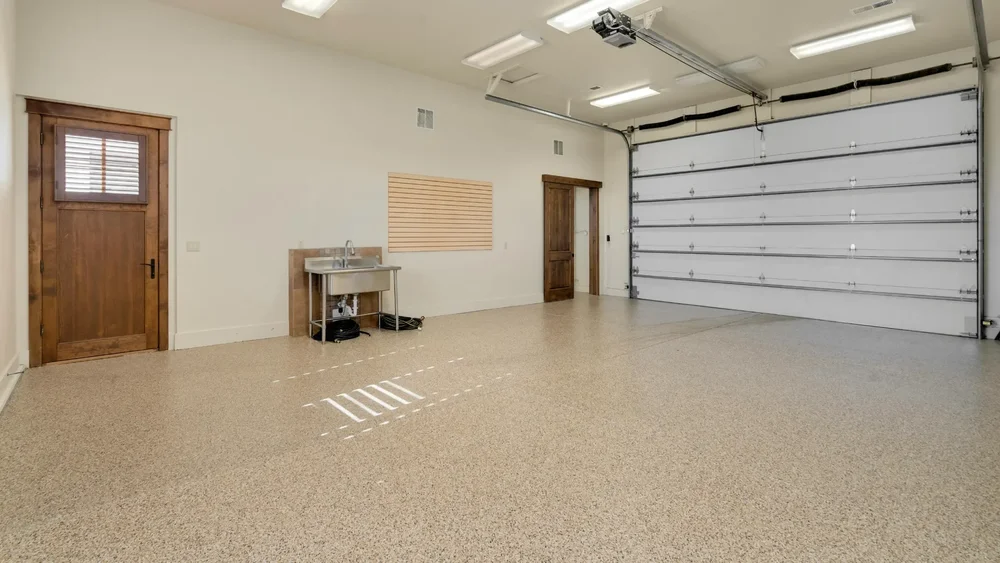 brand new concrete garage floor poured by Niagara North Contracting