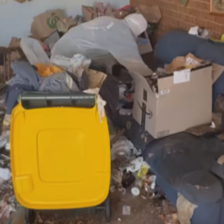 Tradie walks into housing unit and finds a horror scene no one stopped