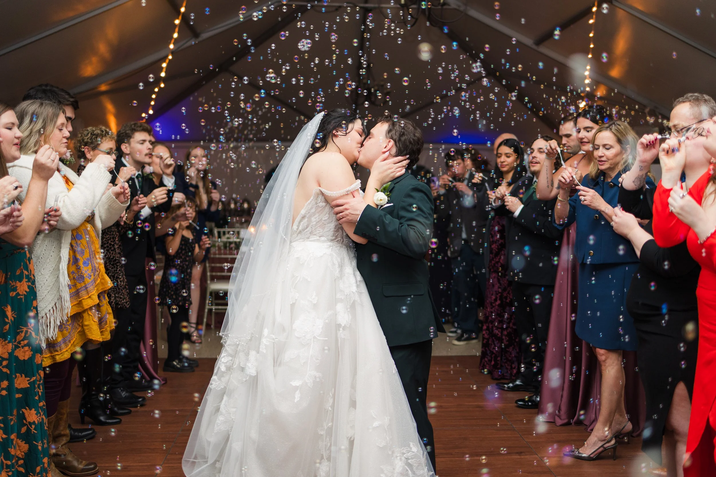 Rust Manor House Wedding | Molly &amp; Thomas’s Romantic Fall Wedding in Leesburg, VA