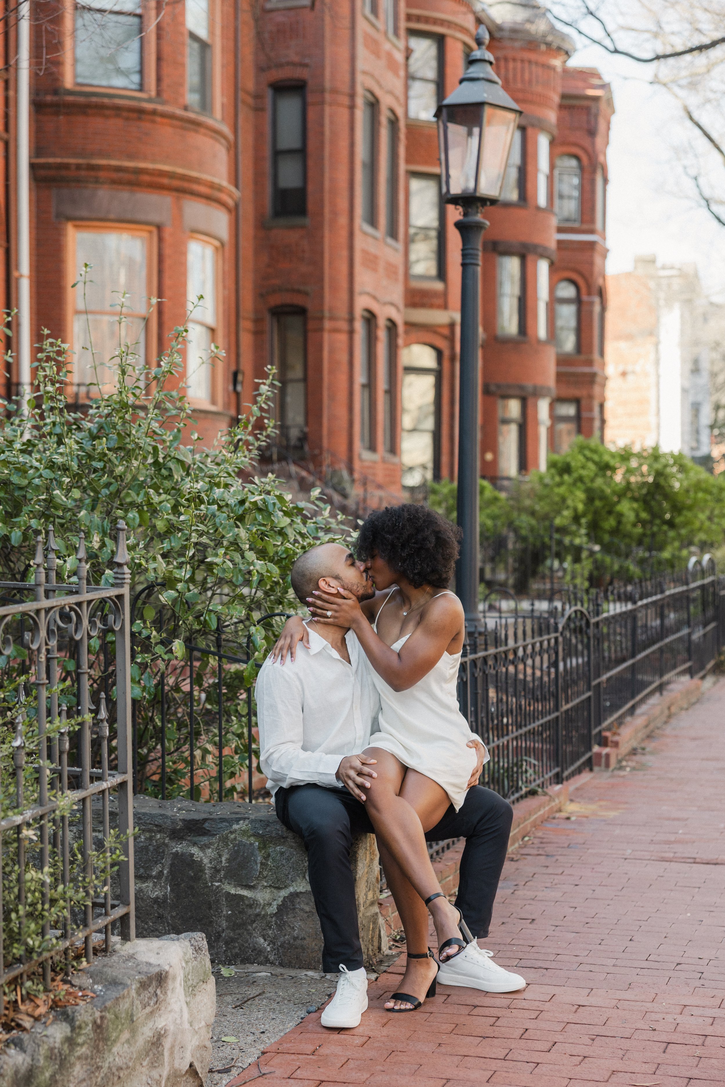 logan-circle-engagement-photos-dc-36.jpg