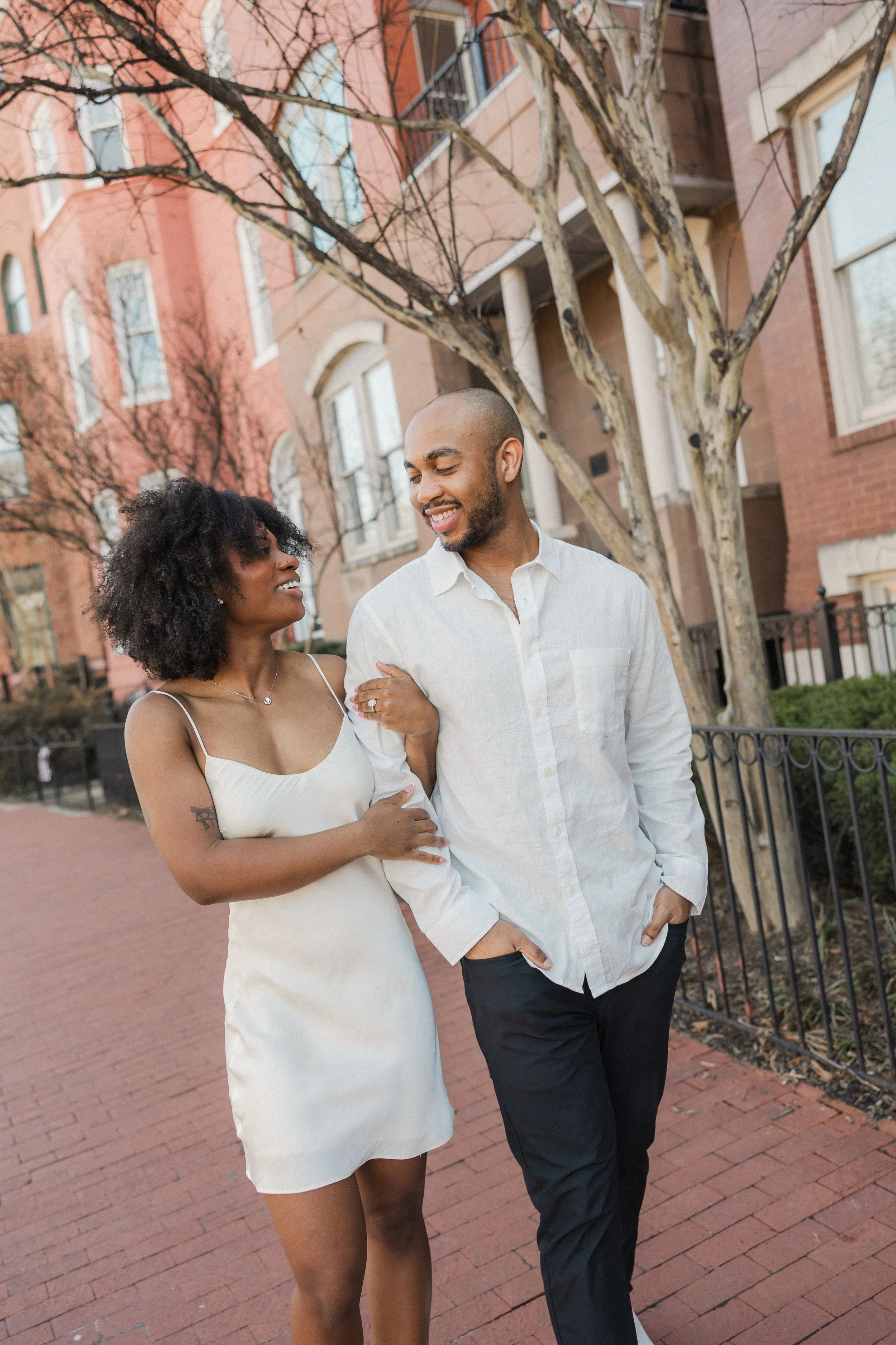 logan-circle-engagement-photos-dc-76.jpg