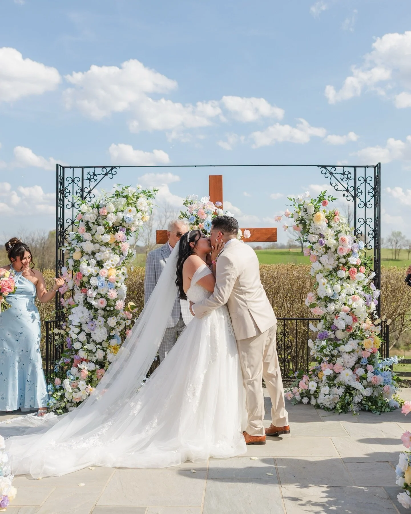 Starting off the wedding season with Liz &amp; John&rsquo;s beautiful spring wedding 🌷☀️🥹

Vendors:&nbsp;
Venue: @ShadowCreekWedding
Coordinator: @classylifeevents
Photography: @francescacardozaphoto
Videography: @rossphotoandfilm
Catering: @NMCuis