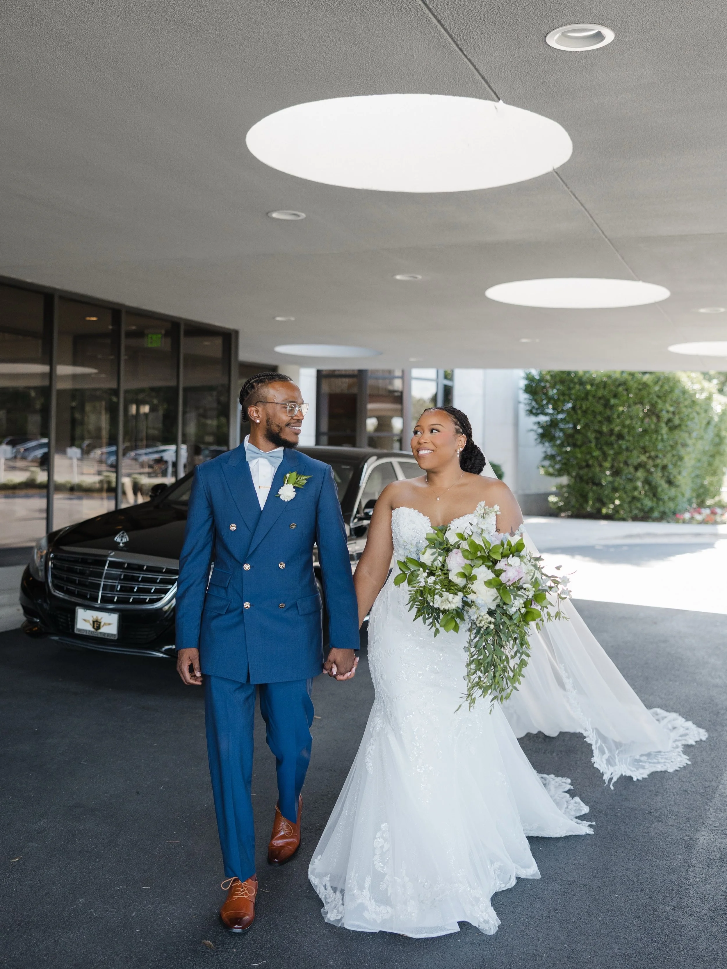 Stunning moments from Brittney &amp; Williamson&rsquo;s wedding day🤍🥹
.
.
.
Vendors:&nbsp;
Venue: @martinscaterers
Coordinator: @ag_events
Photographer: @francesca.photography 
Videographer: @timelesspv 
Decor: @heraldscompass
Hair: @courtneybaah
M