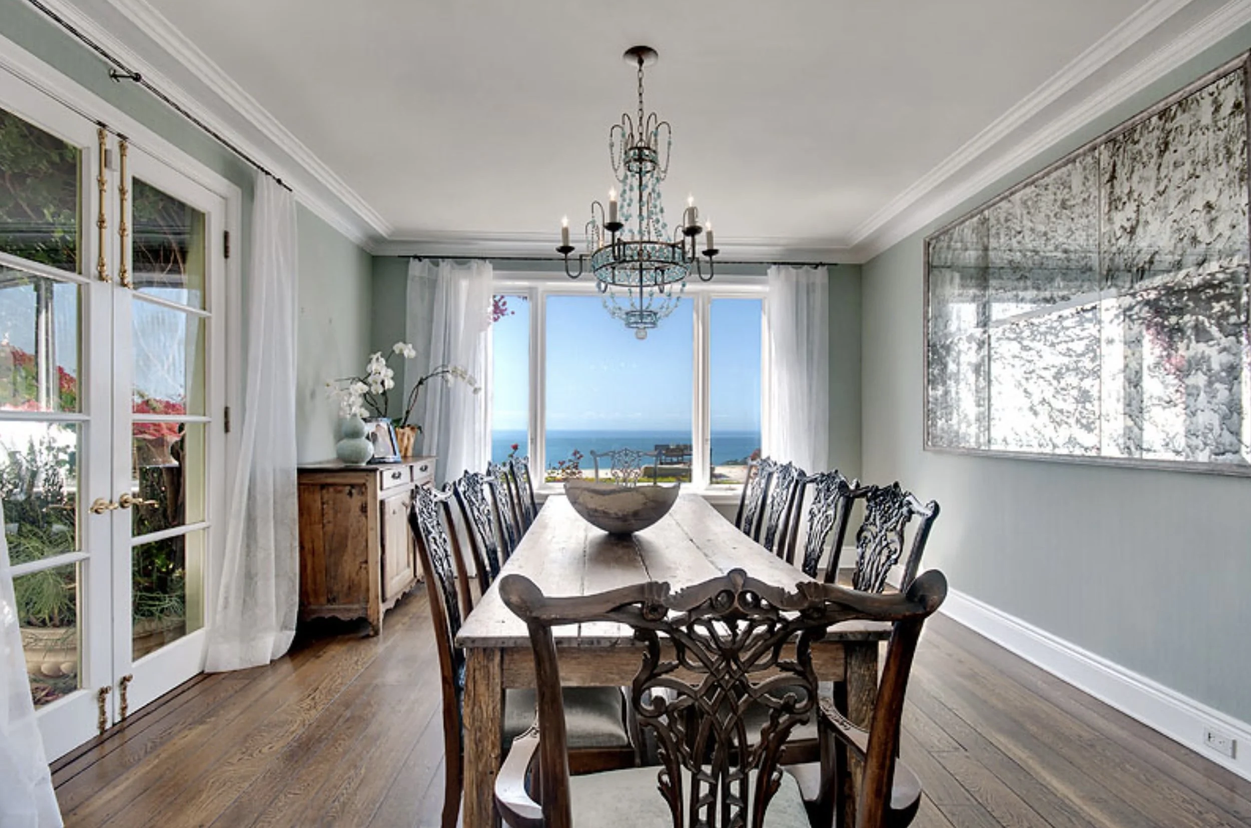 Corr-Contemporary-Homes-California-Builder-14954-Corona-Del-Mar-Dining-Room