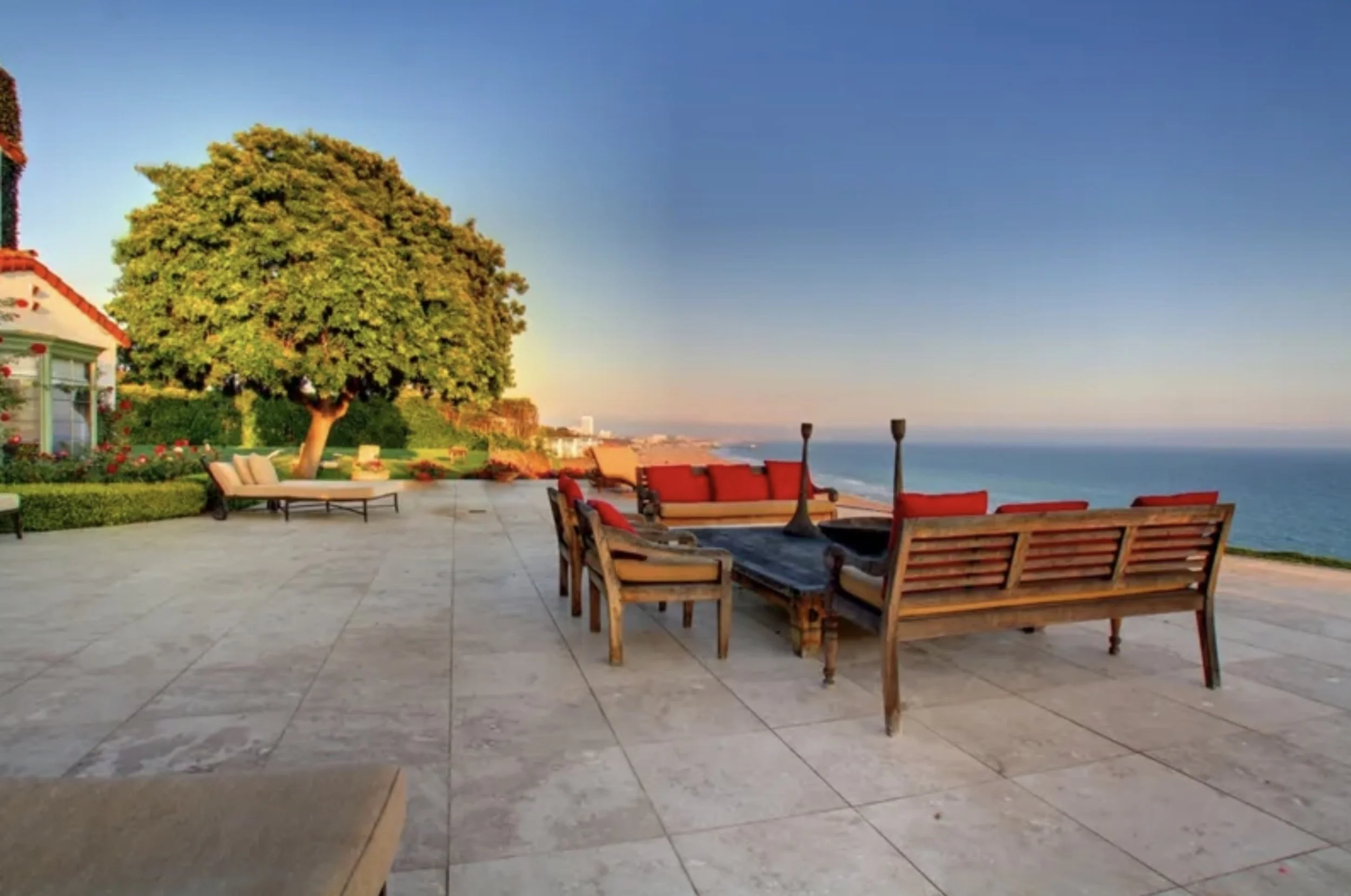 Corr-Contemporary-Homes-California-Builder-14954-Corona-Del-Mar-Patio