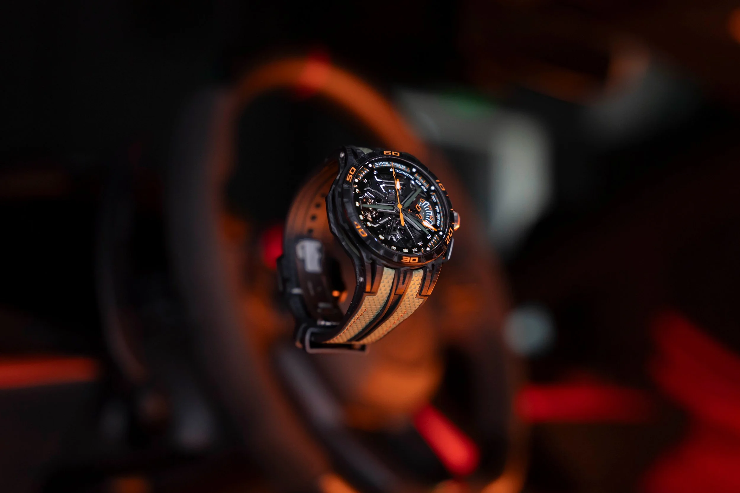 _RVT8104.jpg