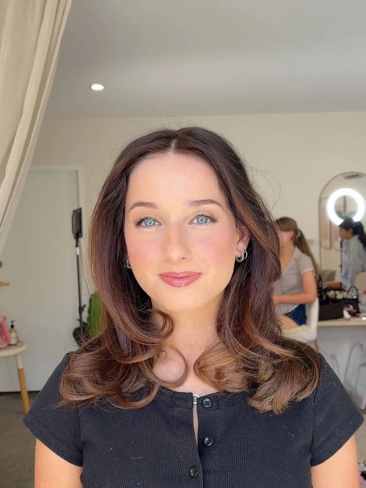 Your formal makeup inspo 💖💖

Soft glam, bronzed skin, smoky eyes or a little extra blush. Save your favourite look for formal season!!

Brisbane formal makeup artist | Formal makeup inspo | Year 12 formal glam | Brisbane Makeup Artist