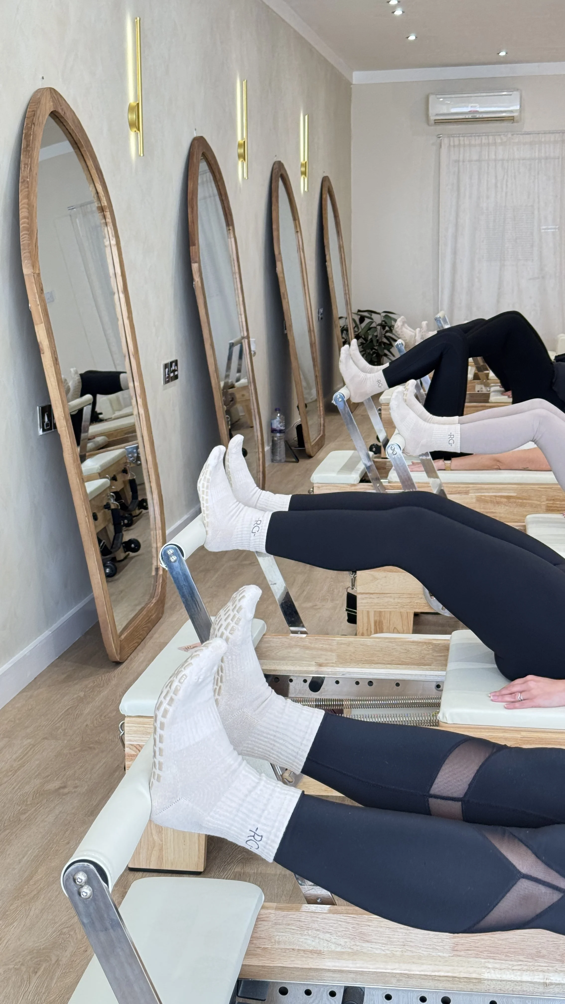 What to Expect from your First Reformer Pilates Class at Reform &amp; Glow