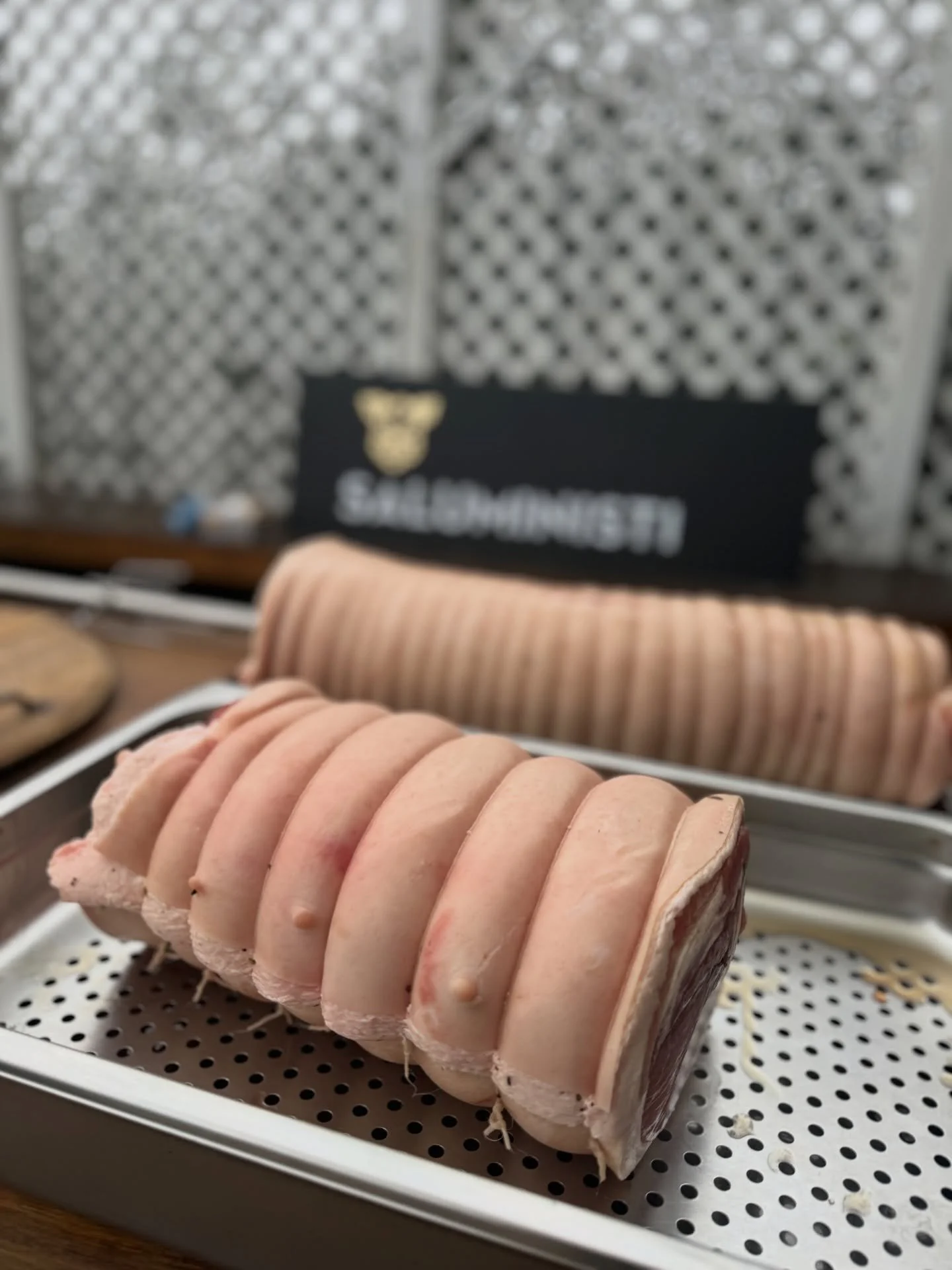 P O R C H E T T A !  Christmas orders now open, head to the website for more details&hellip;. saluministi.com.au 🎅🏻🐷

#christmasporchetta #porchetta #christmaspork #porkstars #grazie #diy #freerange #fattoamano #madebyus #aussiepork
