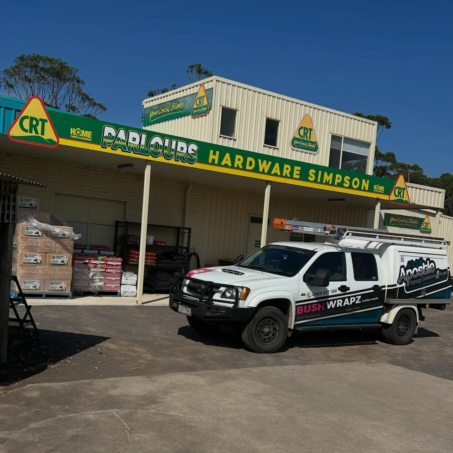 Parlours Hardware Simpson Facia Signage upgrade #parlours #crt #homehardware #apostle #timboonsigns