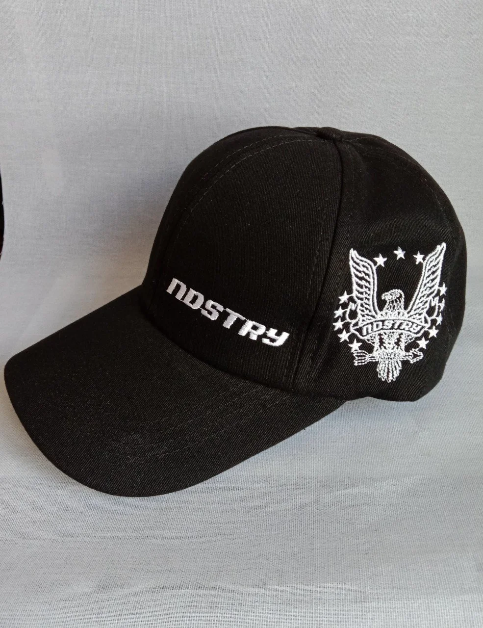                  NÓN KẾT THỜI TRANG