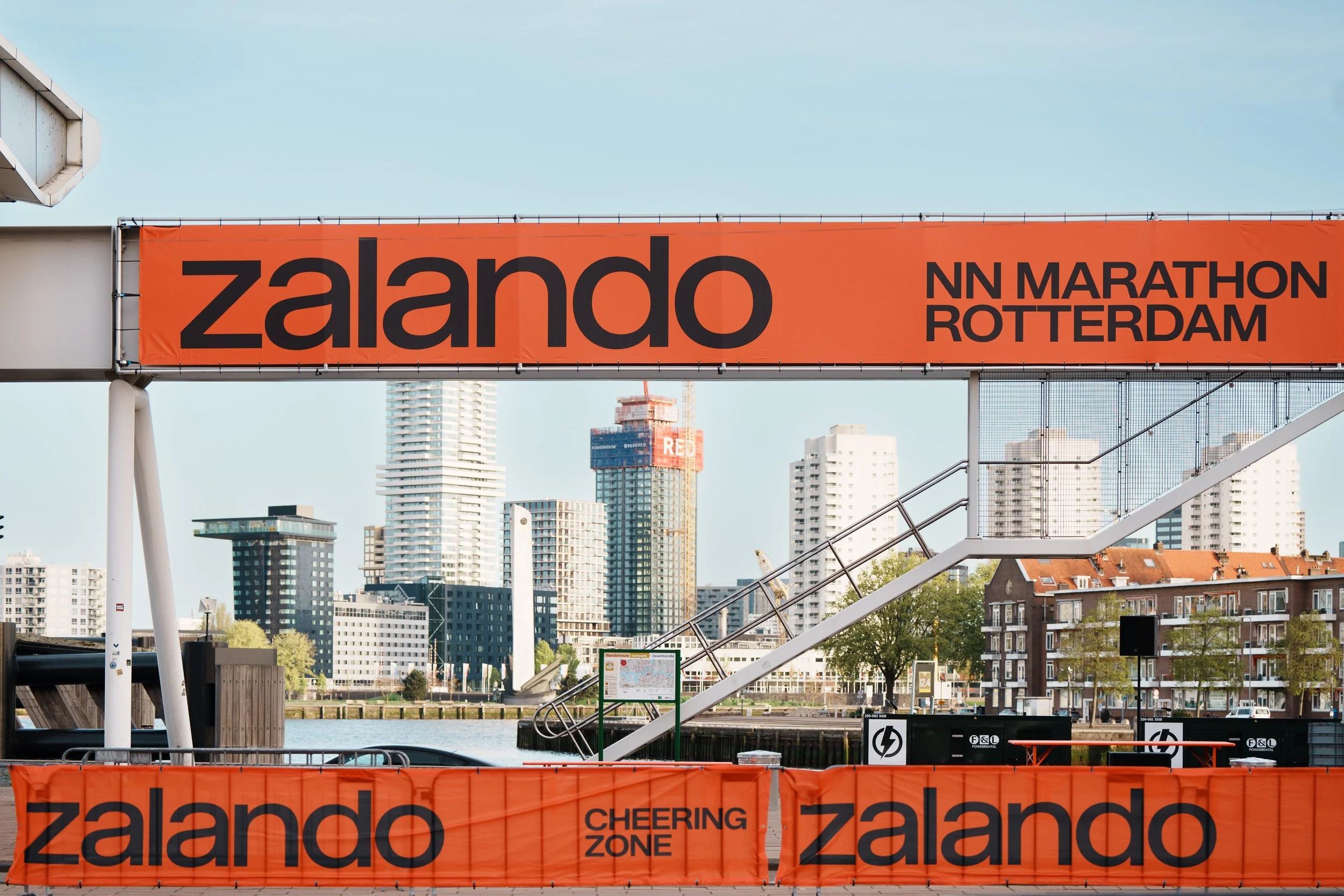 ZALANDO_CHEERING_ZONE_11.jpg