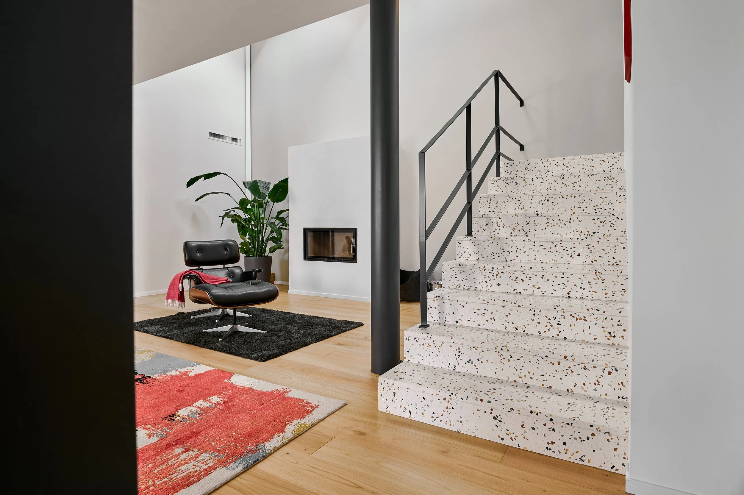 LOFT 2.jpg